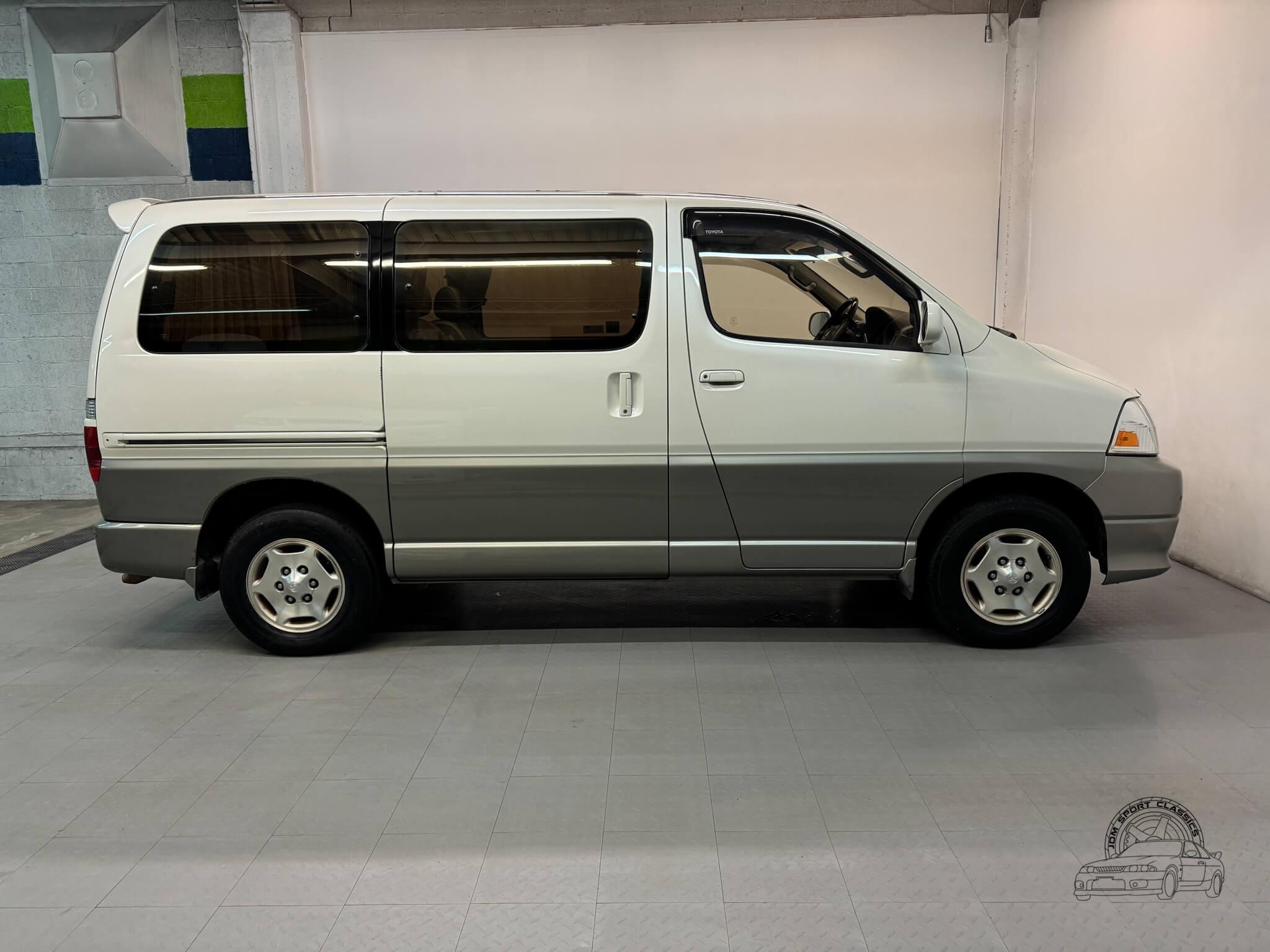 2000 Toyota Grand HiAce Limited Prestige Edition