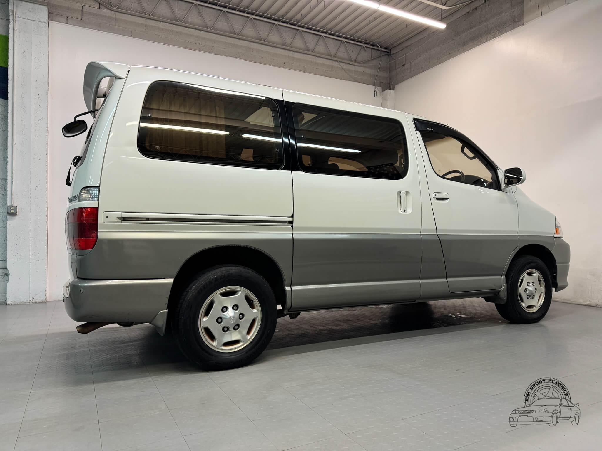 2000 Toyota Grand HiAce Limited Prestige Edition