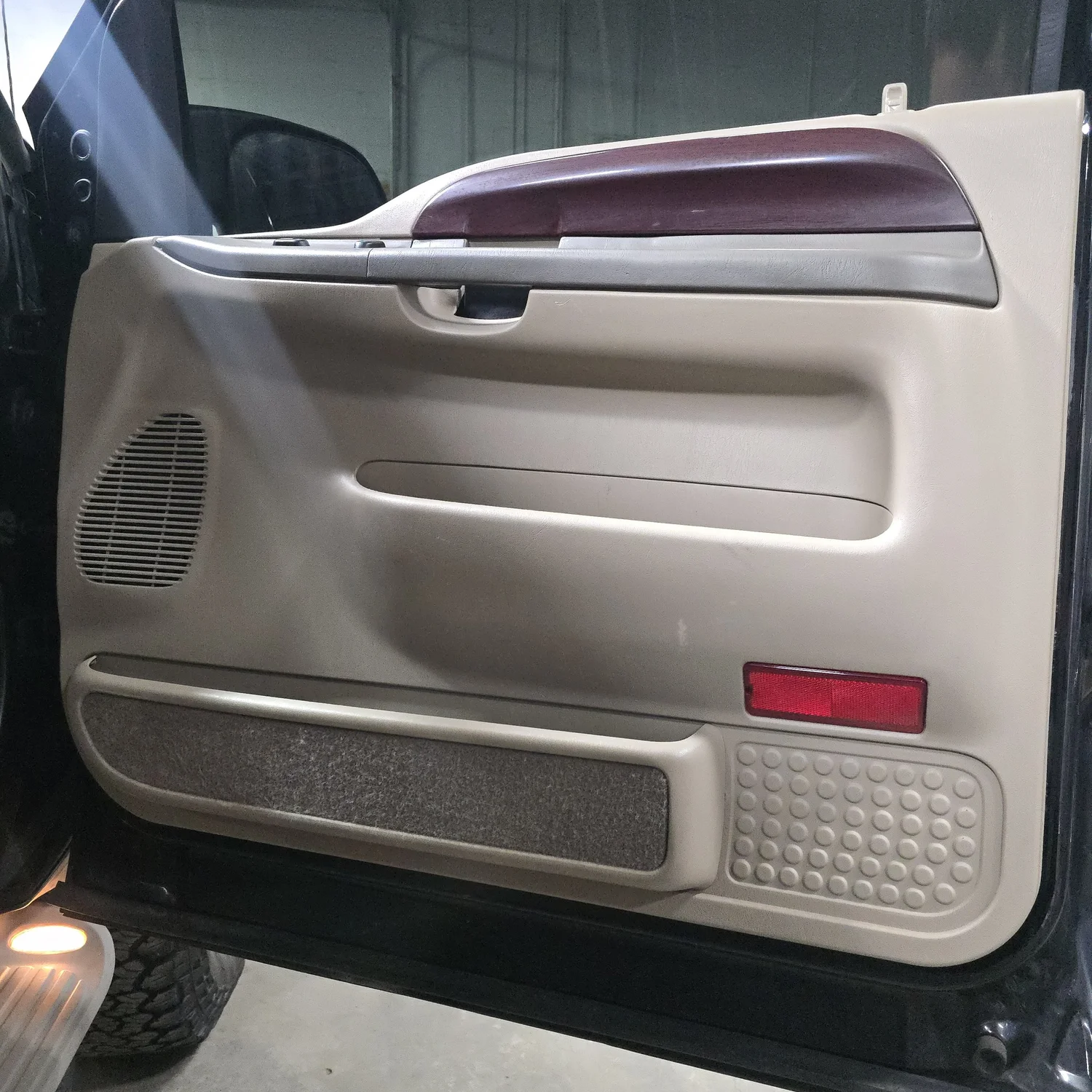 2004 Ford Excursion Eddie Bauer 4×4