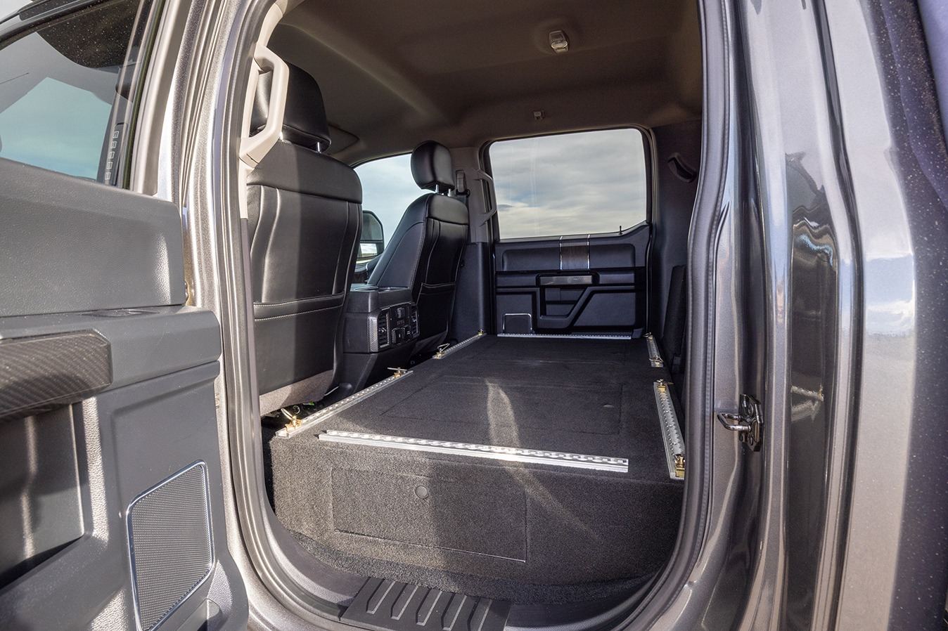 2020 EarthRoamer XV-LTi 010