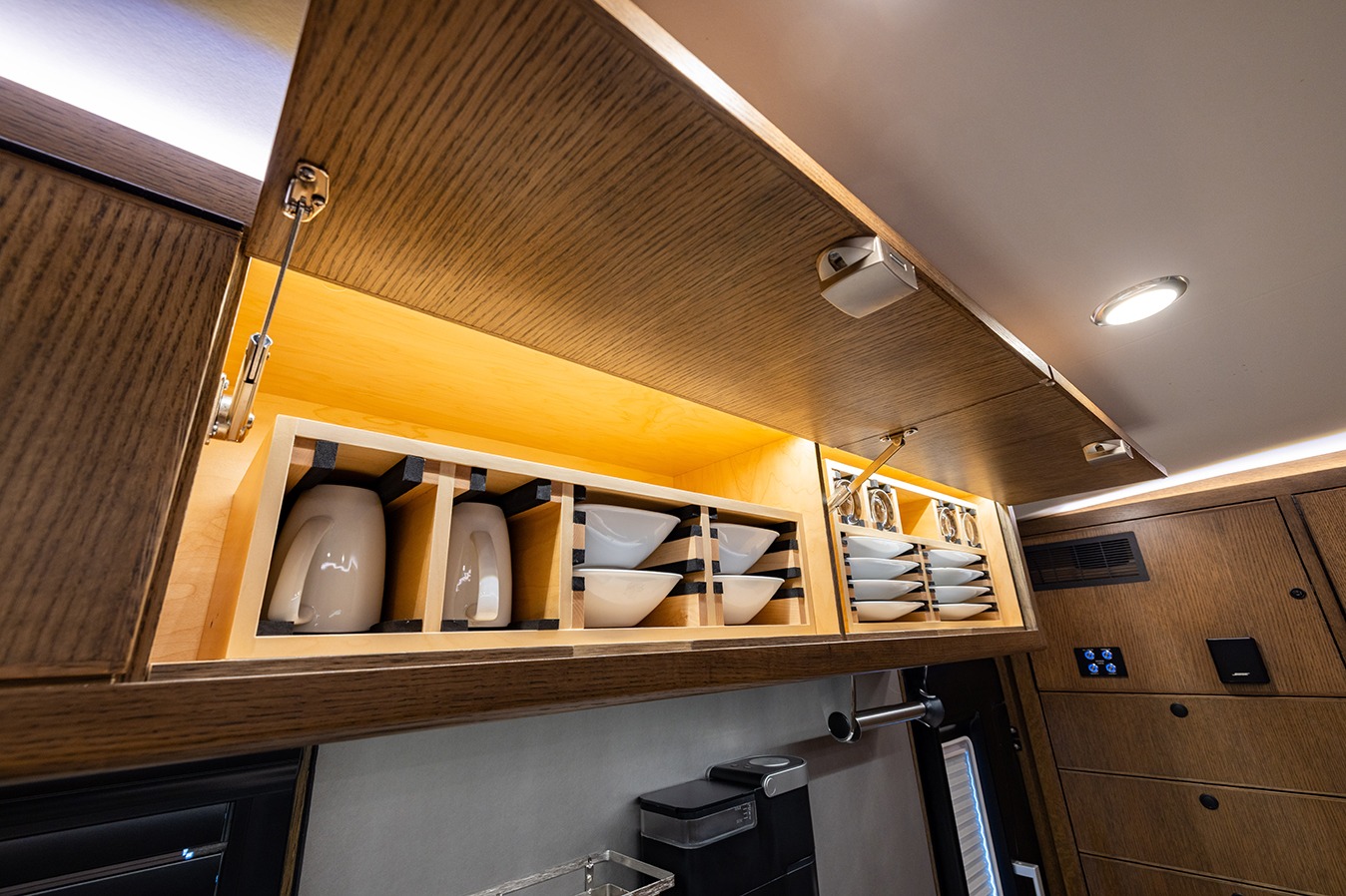 2020 EarthRoamer XV-LTi 010