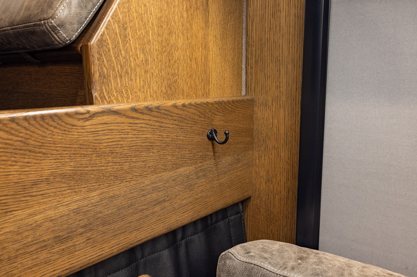 2020 EarthRoamer XV-LTi 010