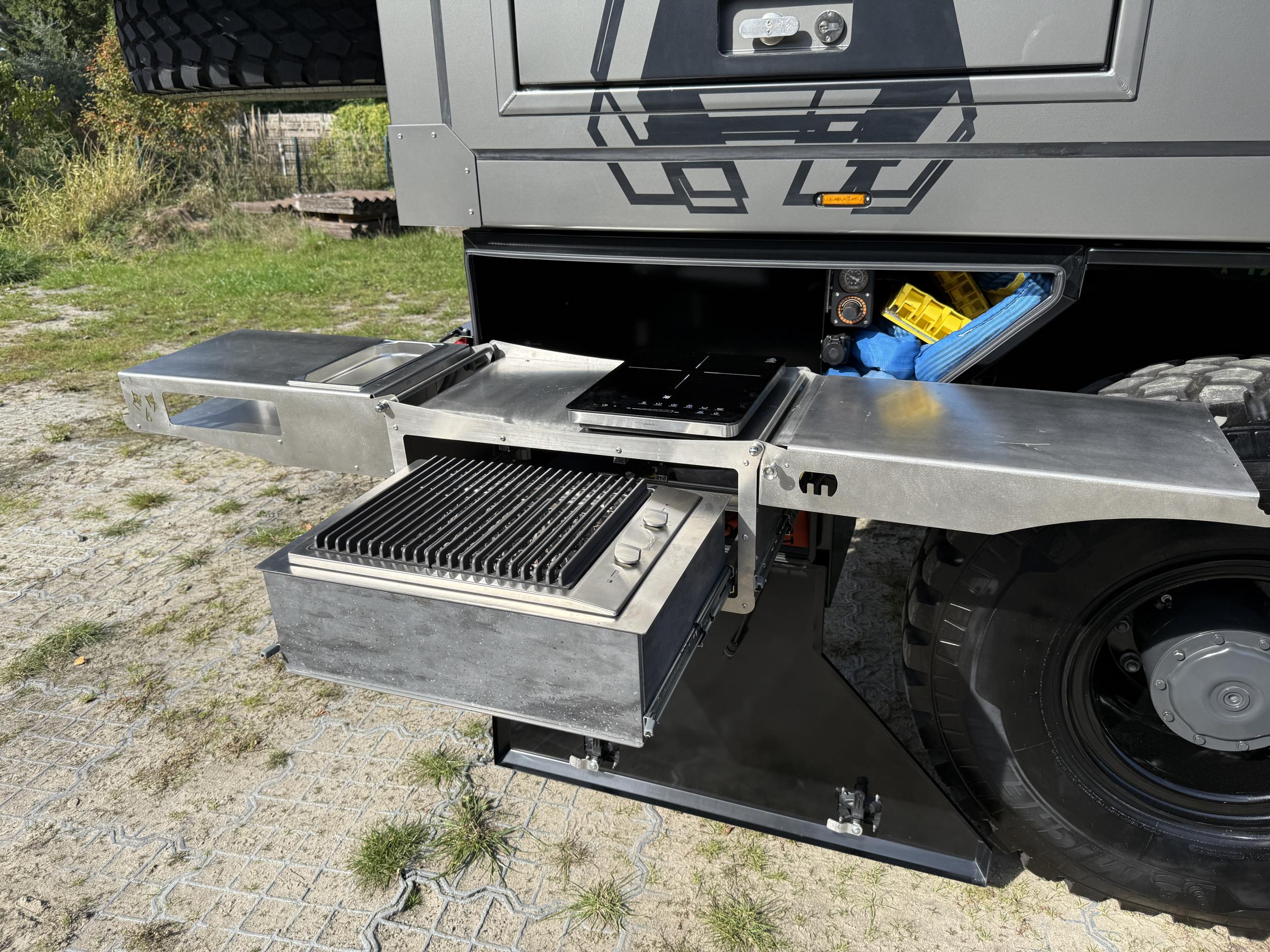 2024 Mercedes-Benz Arocs 2053 Expedition Vehicle - 4