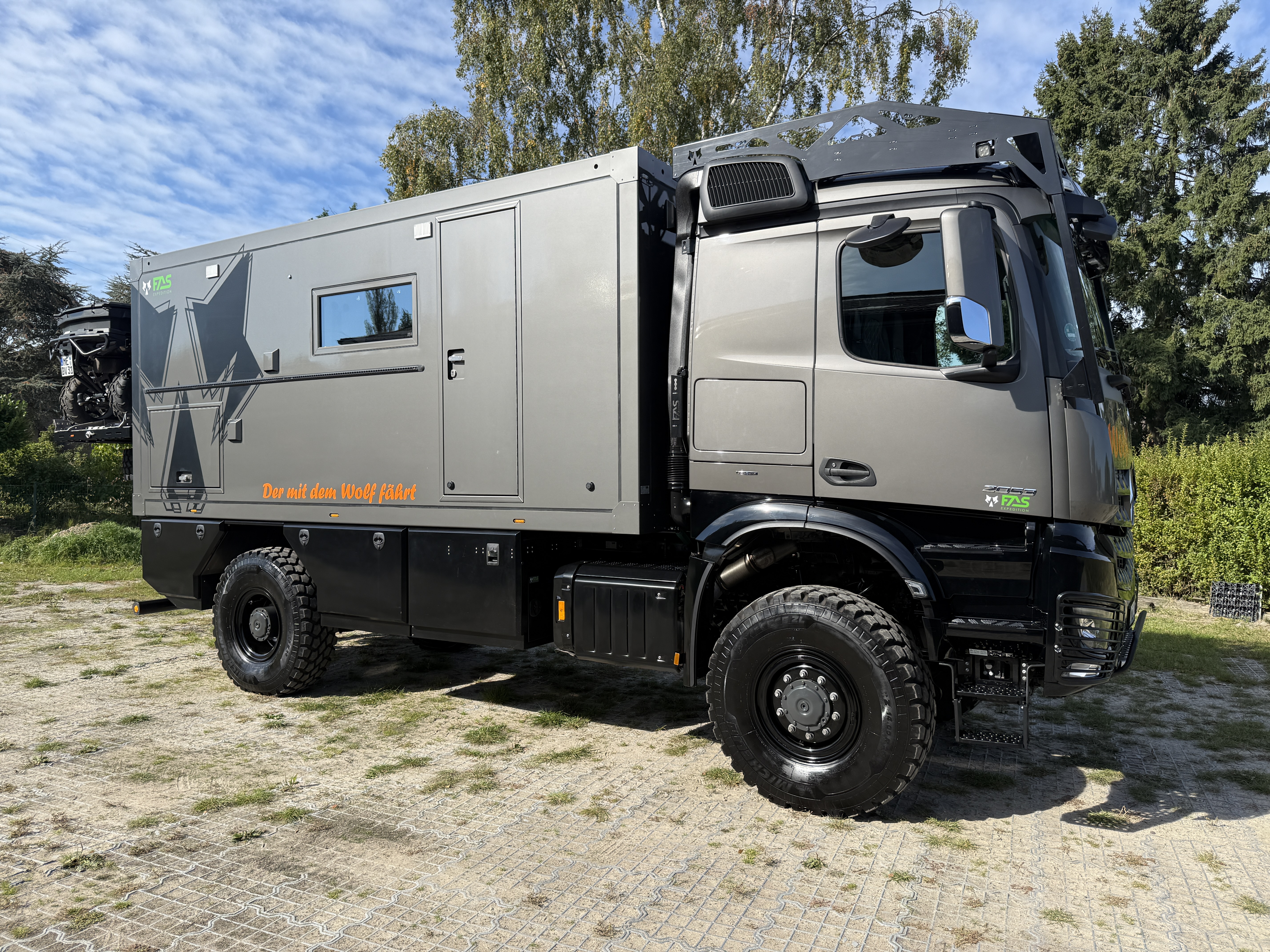2024 Mercedes-Benz Arocs 2053 Expedition Vehicle - 2
