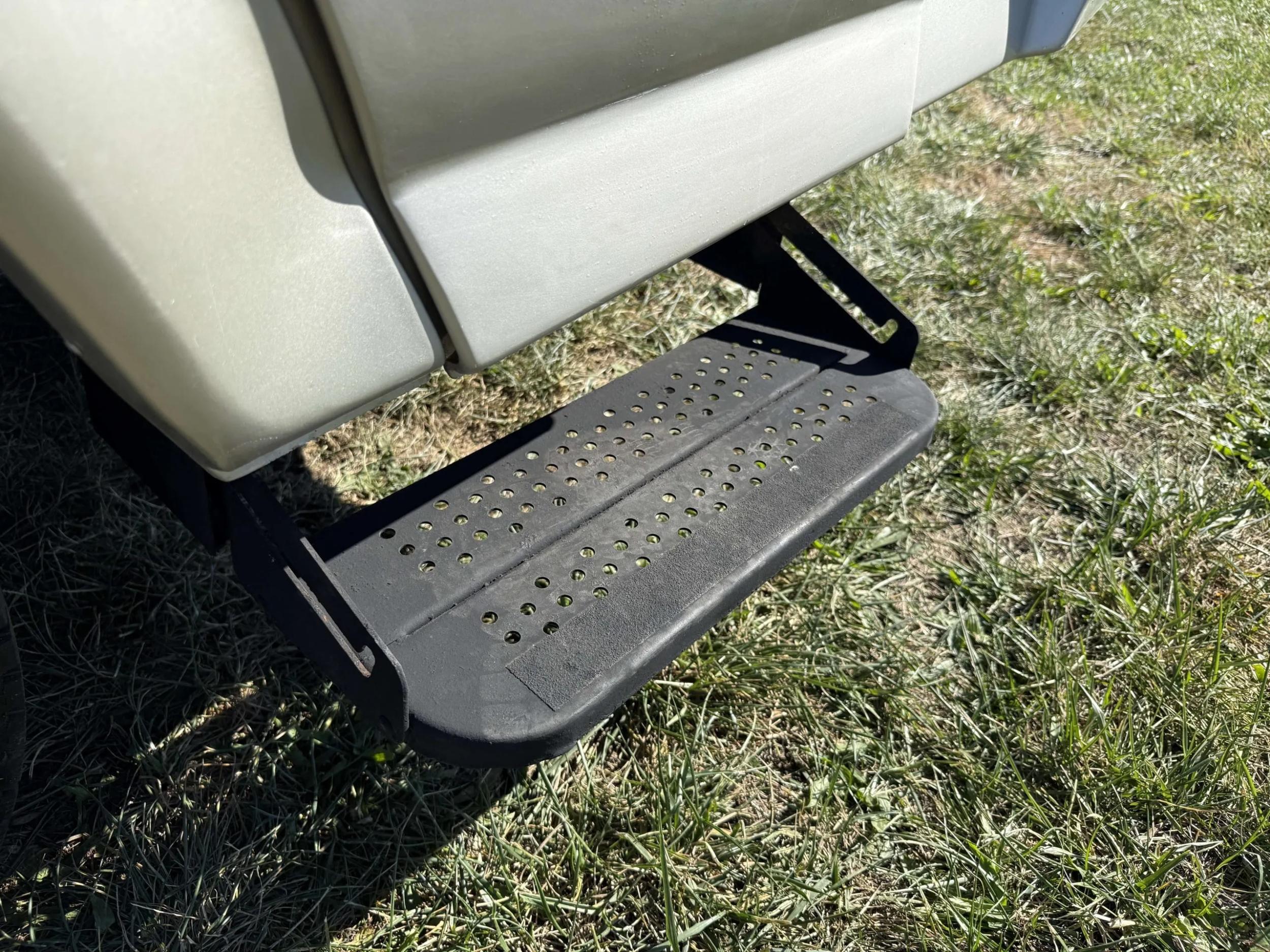 1992 Toyota TownAce Pop-Top Camper