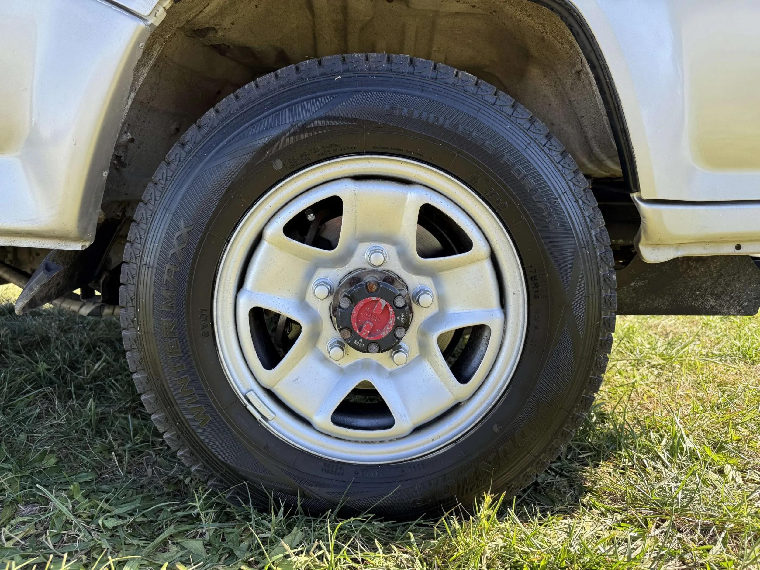 1992 Toyota TownAce Pop-Top Camper