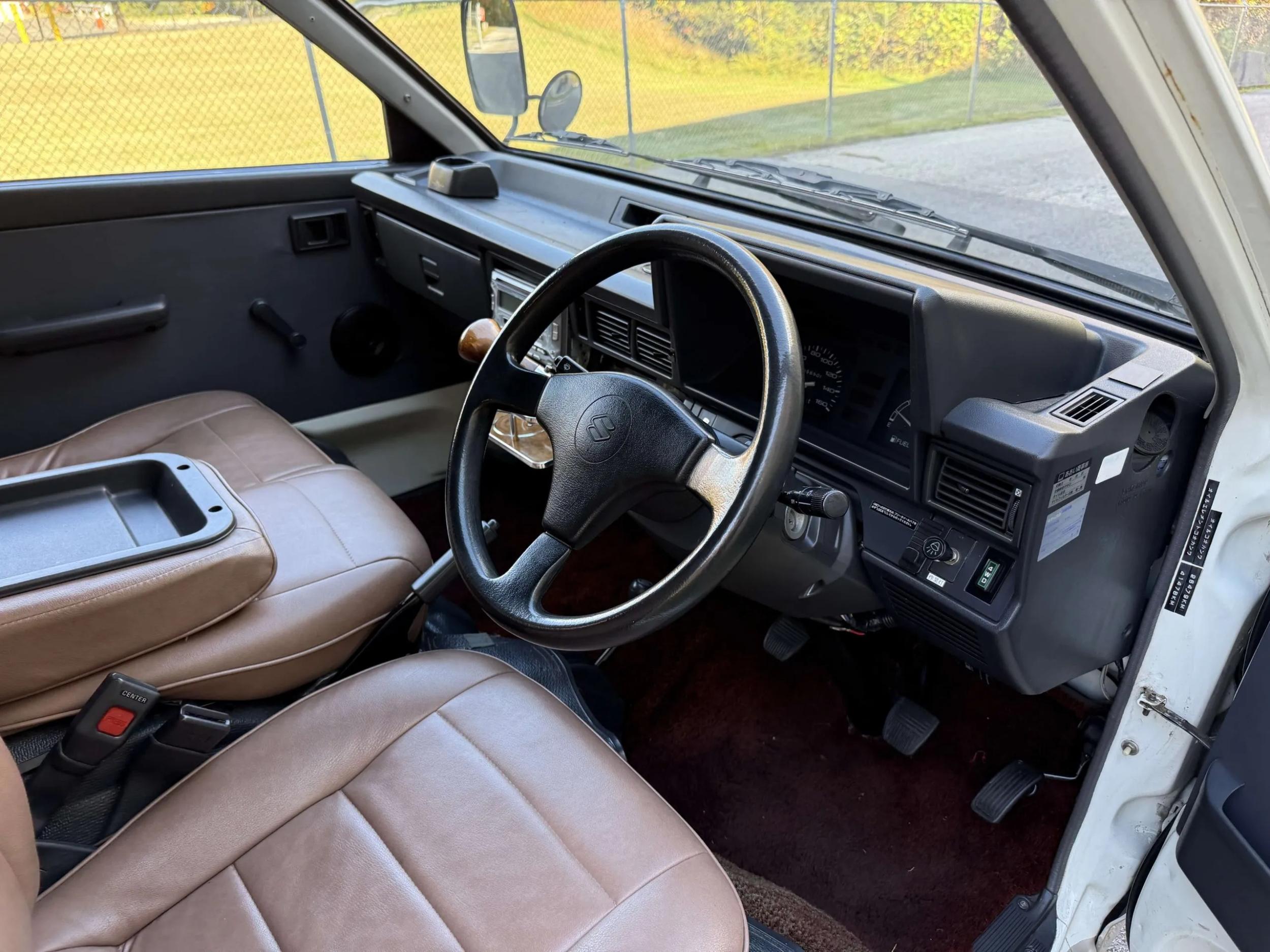1992 Toyota TownAce Pop-Top Camper