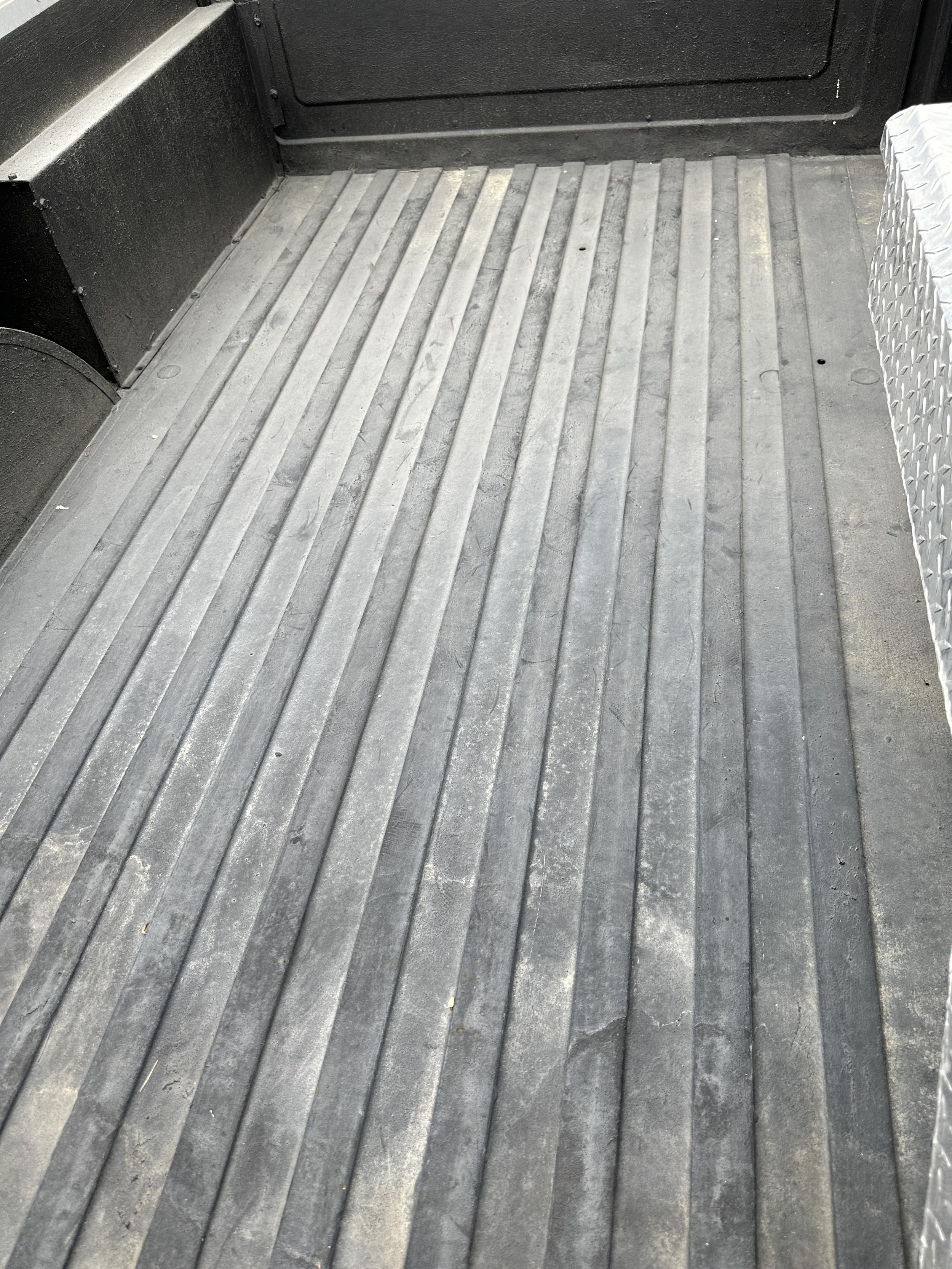 1972 Jeep J-4800 Camper Special