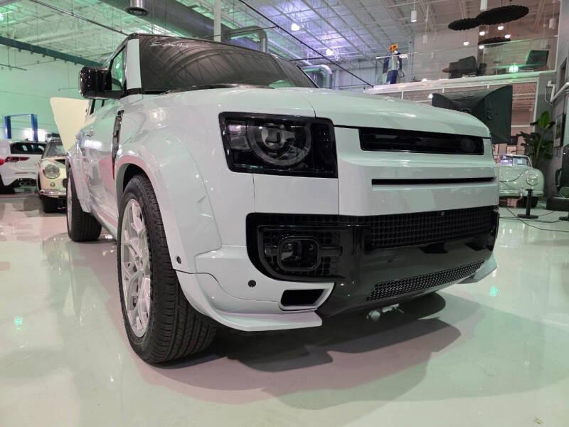 2024 Land Rover Defender 110 V8 P525