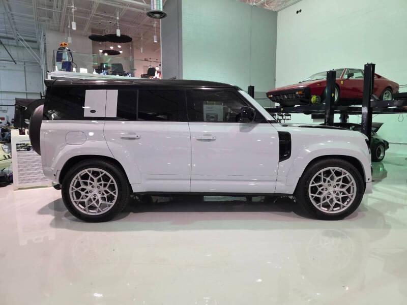 2024 Land Rover Defender 110 V8 P525 - 2