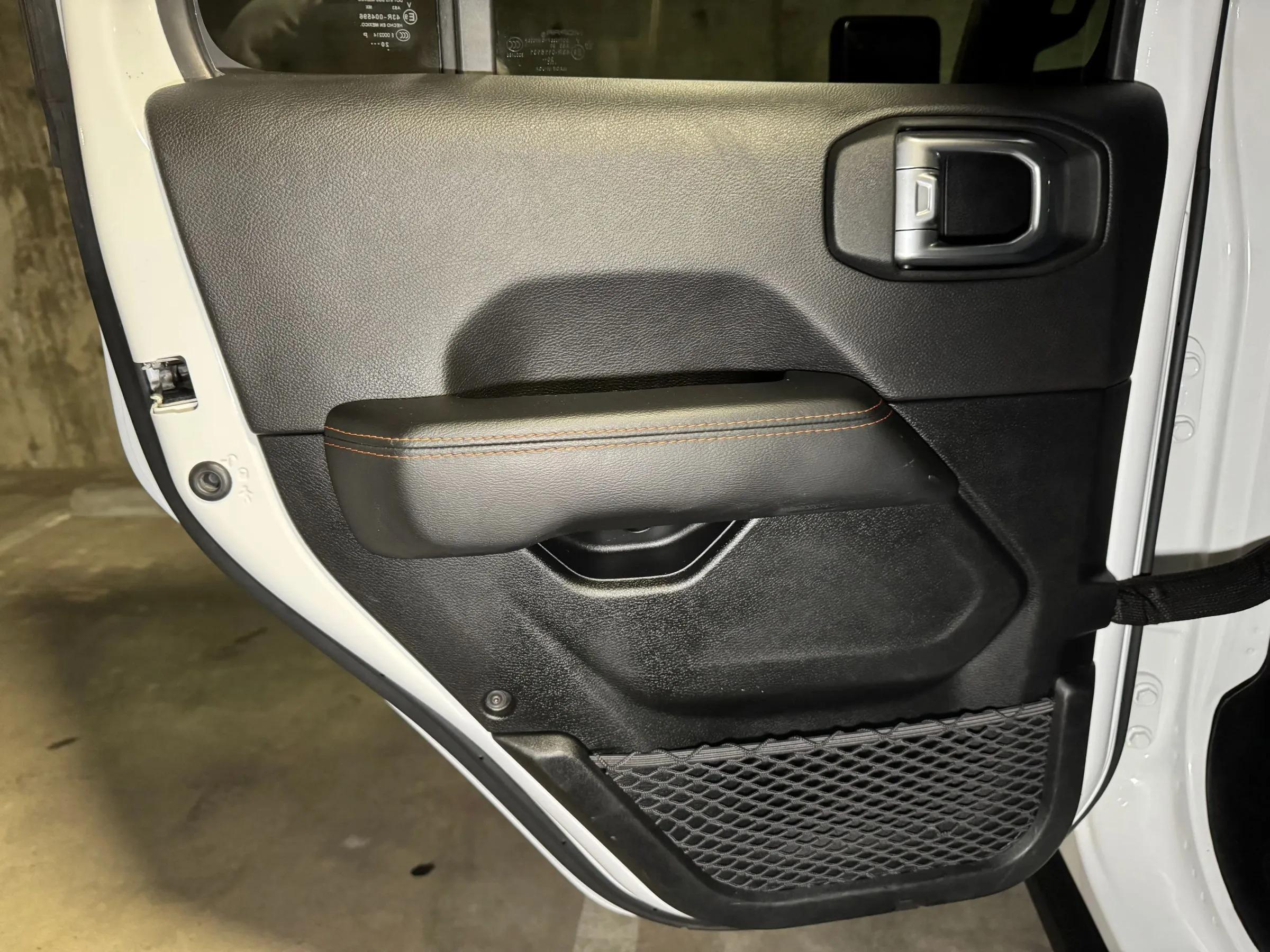 2021 Jeep Gladiator Mojave Pickup