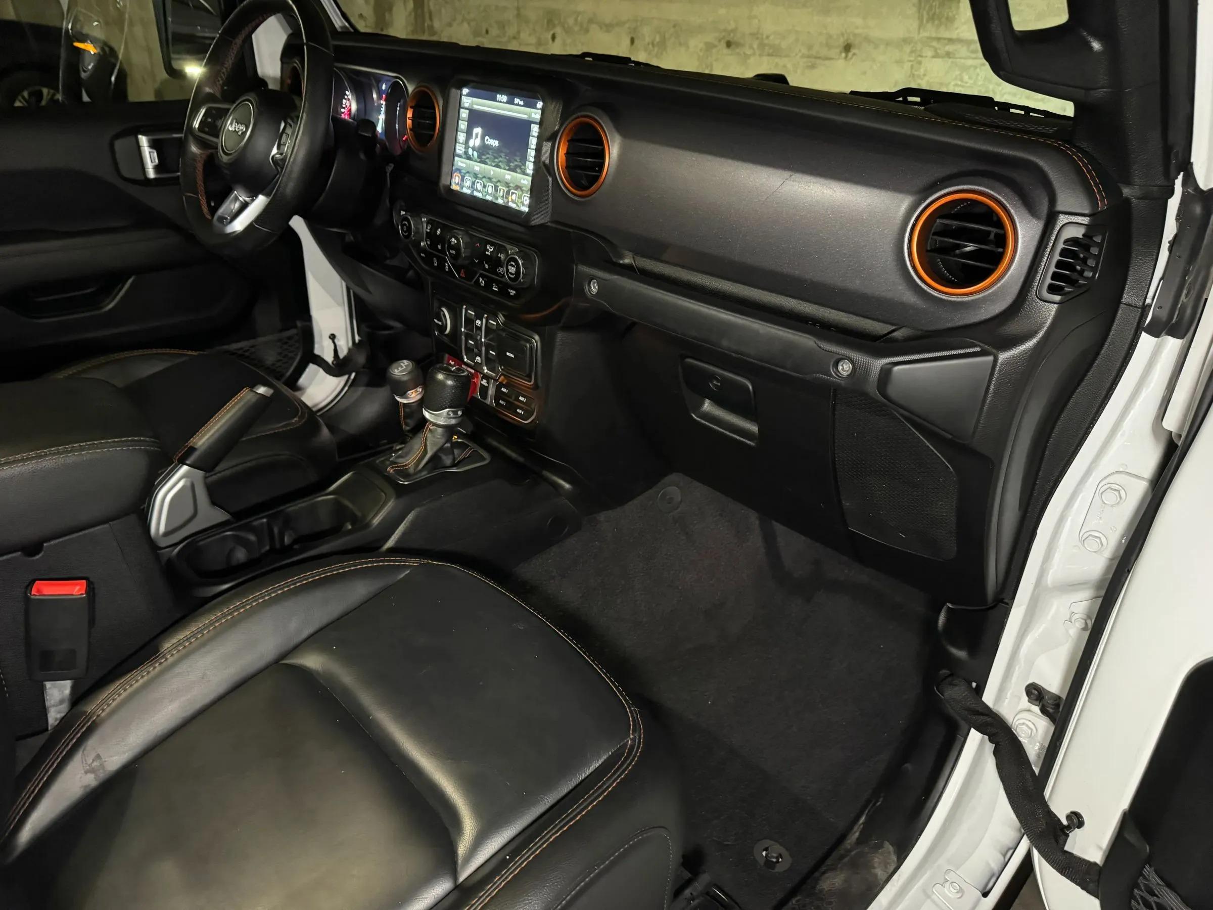 2021 Jeep Gladiator Mojave Pickup