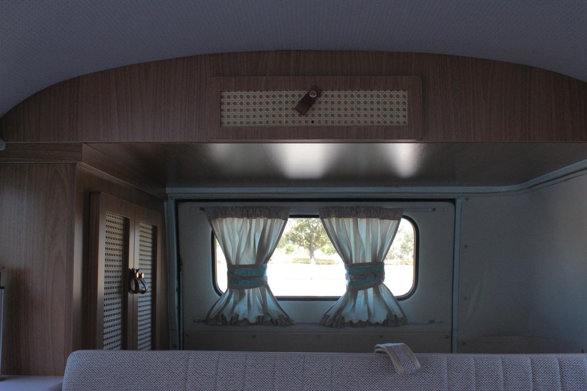 1961 Volkswagen Type 2 Camper Bus