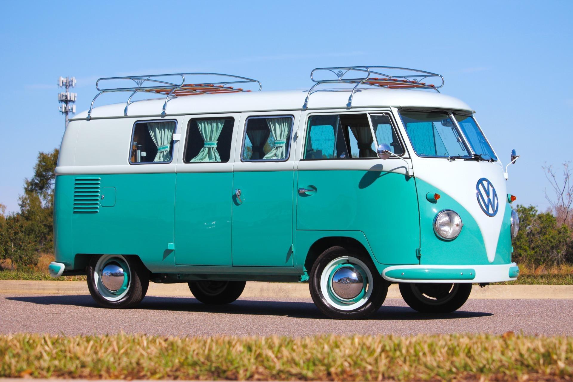 1961 Volkswagen Type 2 Camper Bus