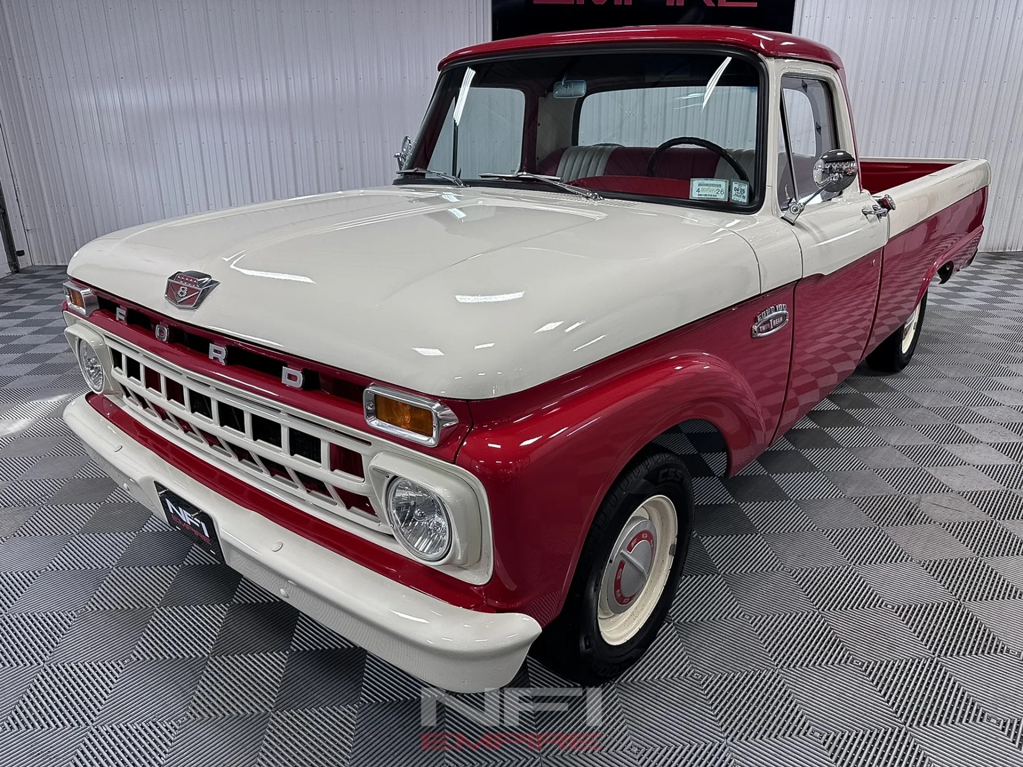  Ford F-100