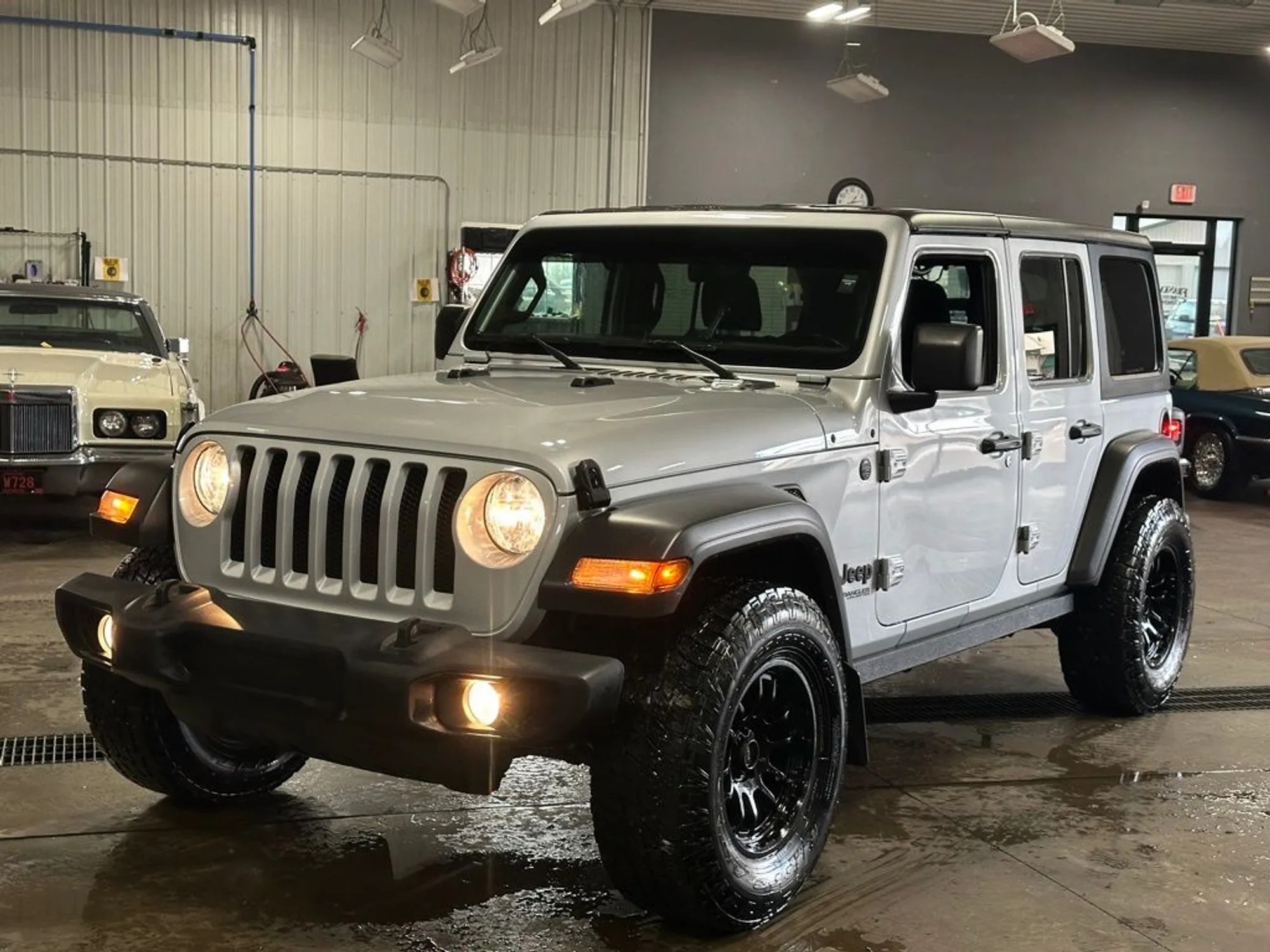 2022 Jeep Wrangler Unlimited Sport S - 2
