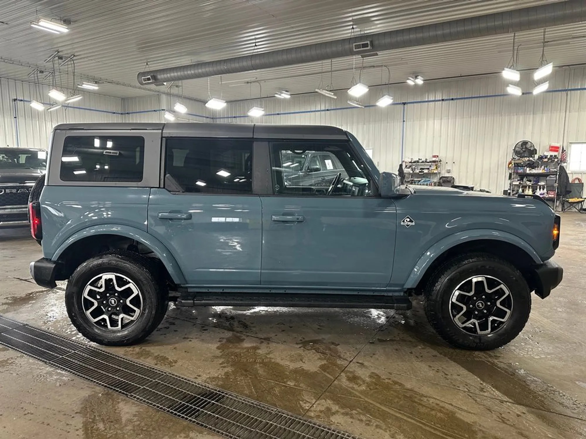 2022 Ford Bronco Outer Banks - 5