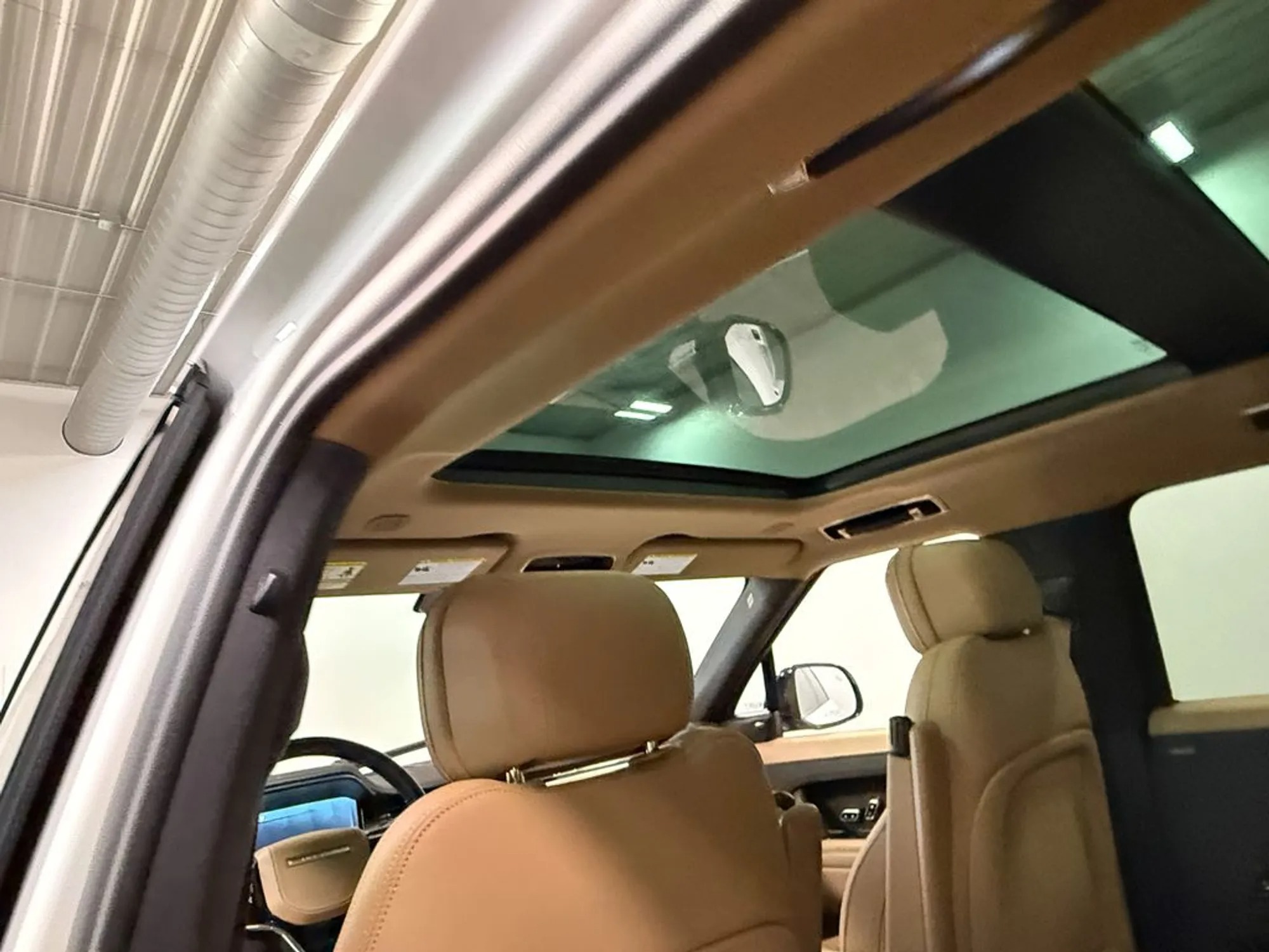 2025 Land Rover Range Rover Sport SE