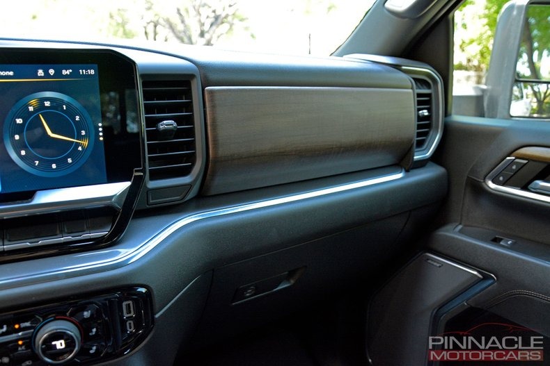 2024 Chevrolet Silverado 3500HD High Country