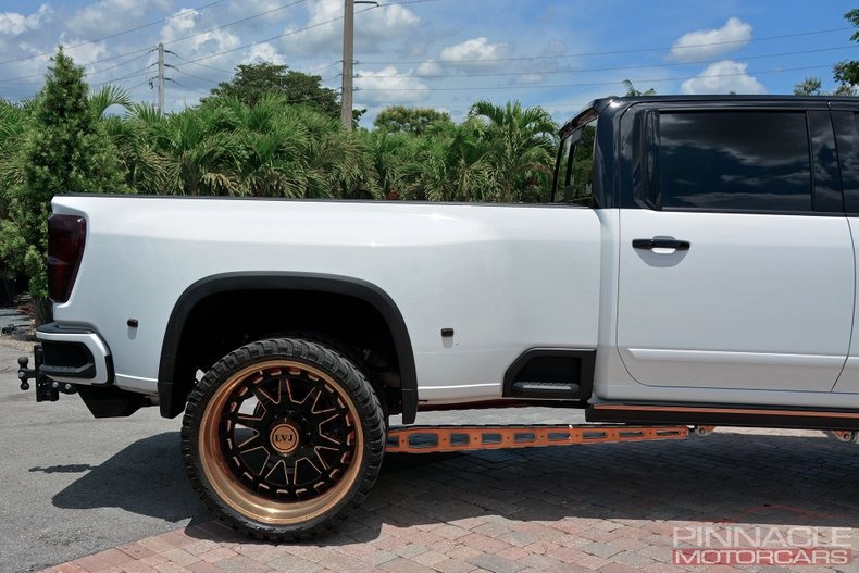 2024 Chevrolet Silverado 3500HD High Country