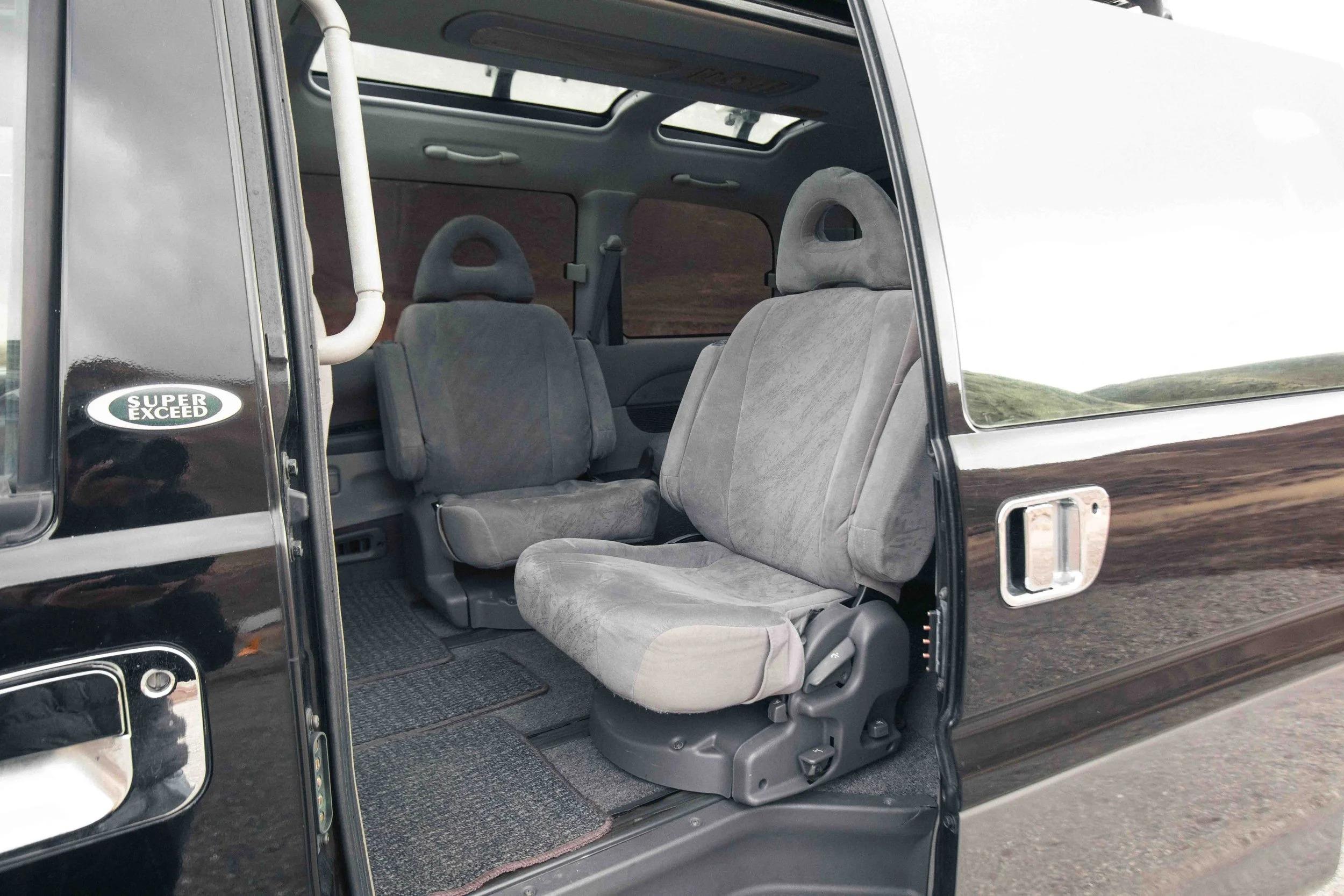 1997 Mitsubishi Delica L400 Space Gear