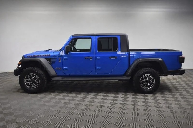 2025 Jeep Gladiator Rubicon - 3