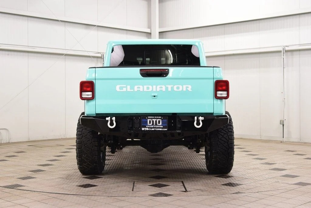 2025 Jeep Gladiator Sport S Aqua Edition - 5