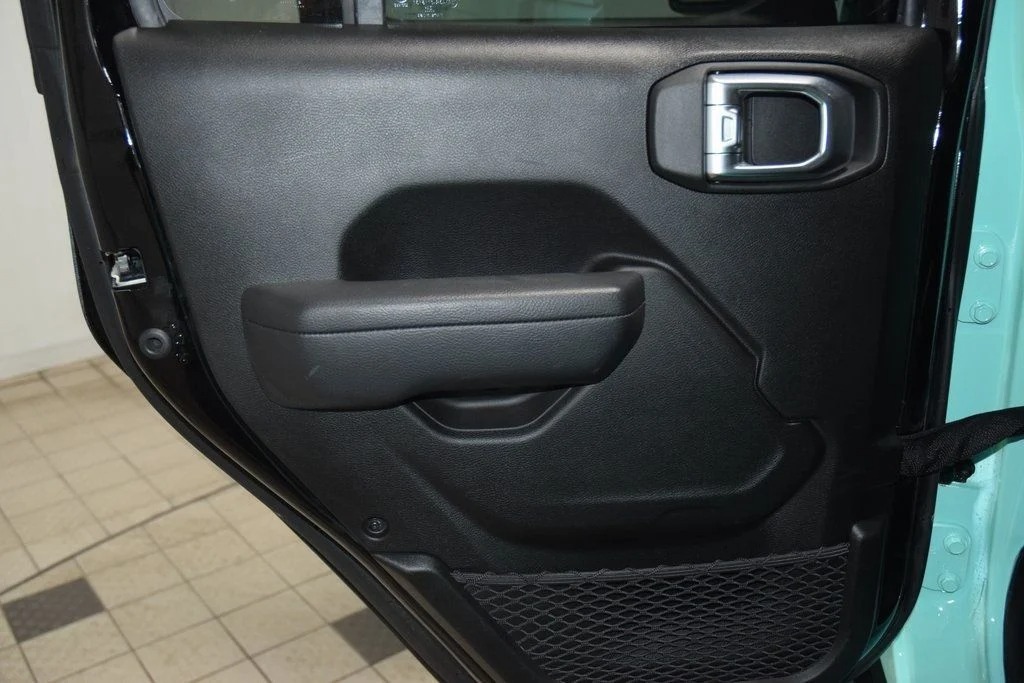 2025 Jeep Gladiator Sport S Aqua Edition