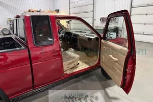 1997 Nissan King Cab XE