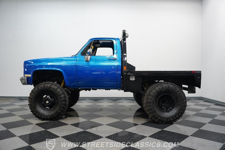 1984 Chevrolet K10 4x4 Dually - 2