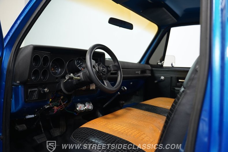 1984 Chevrolet K10 4x4 Dually - 4