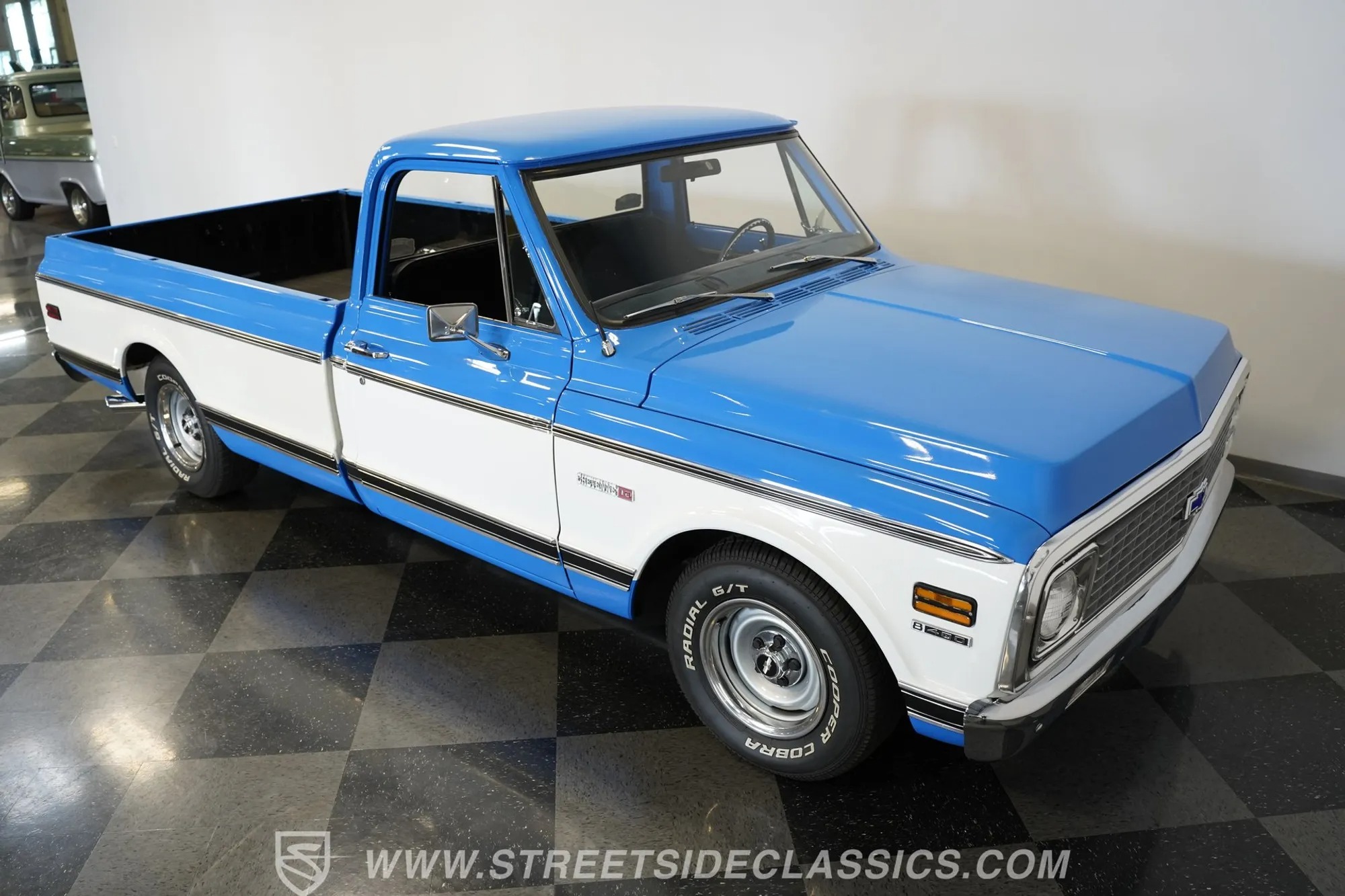 1972 Chevrolet C10 Cheyenne Restomod