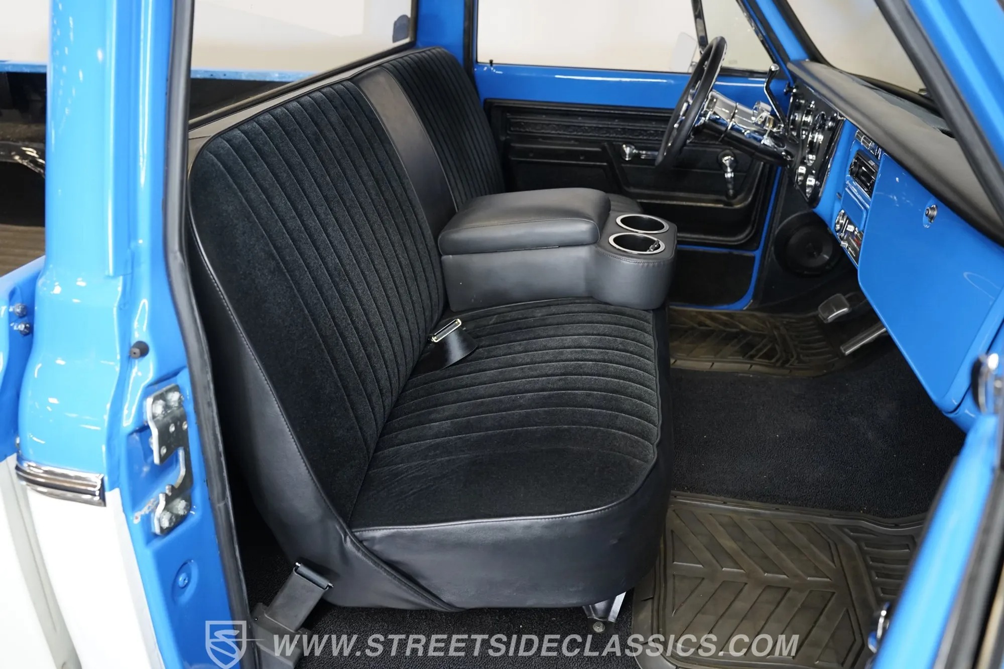 1972 Chevrolet C10 Cheyenne Restomod