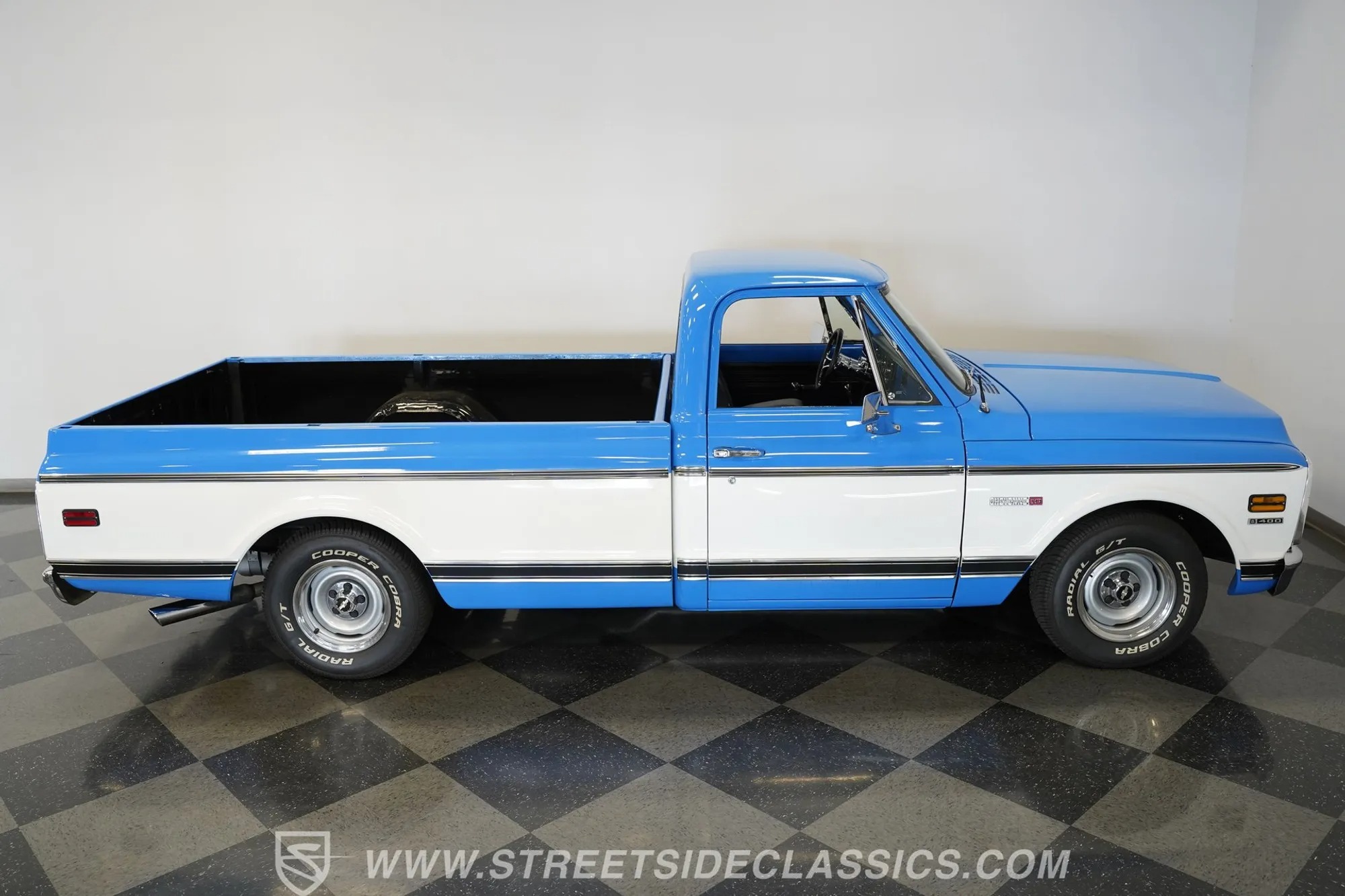 1972 Chevrolet C10 Cheyenne Restomod