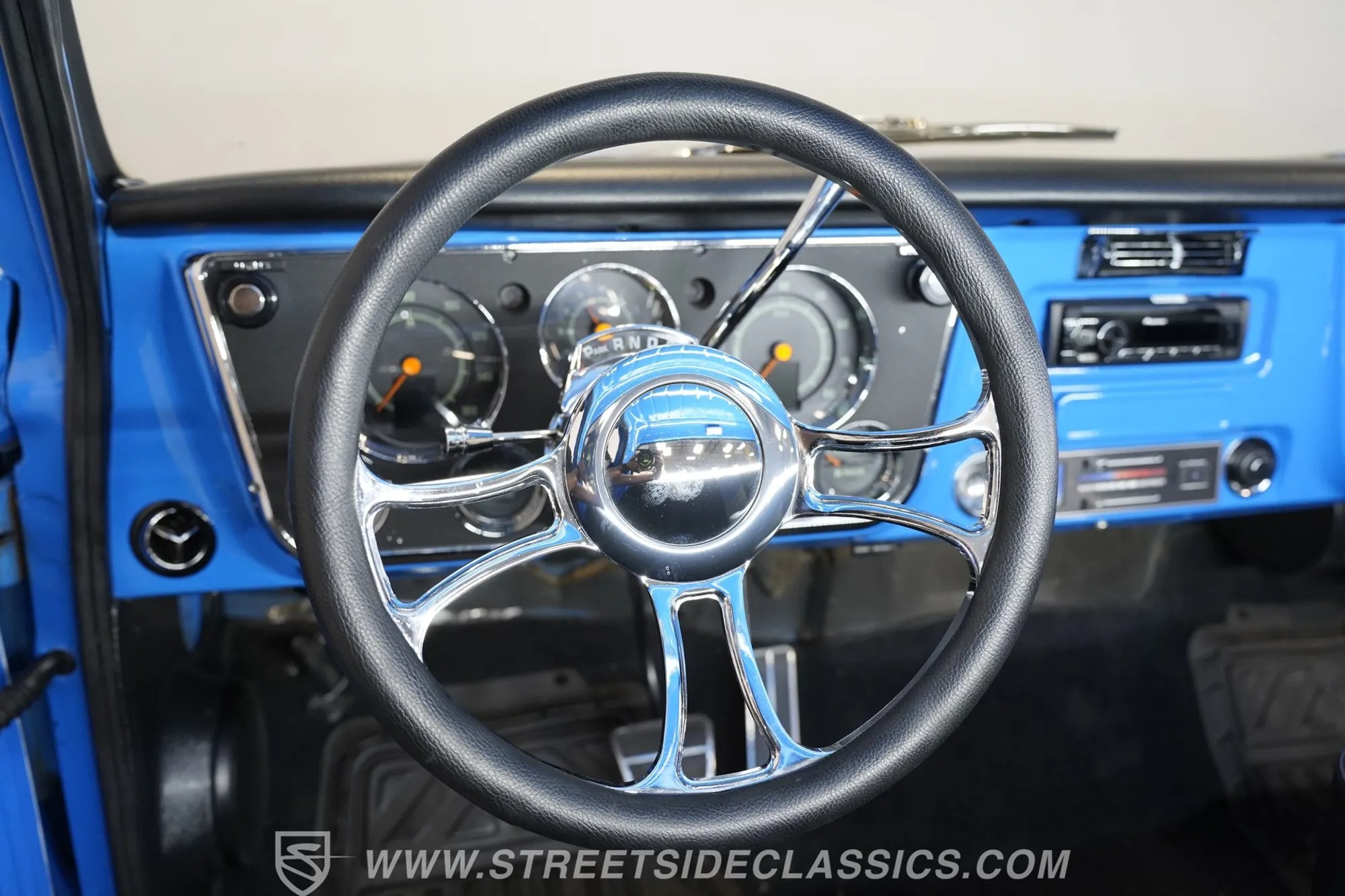 1972 Chevrolet C10 Cheyenne Restomod