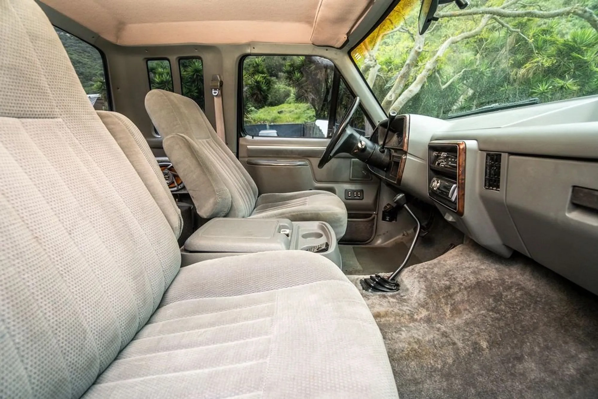 1987 Ford F-250 XLT Lariat