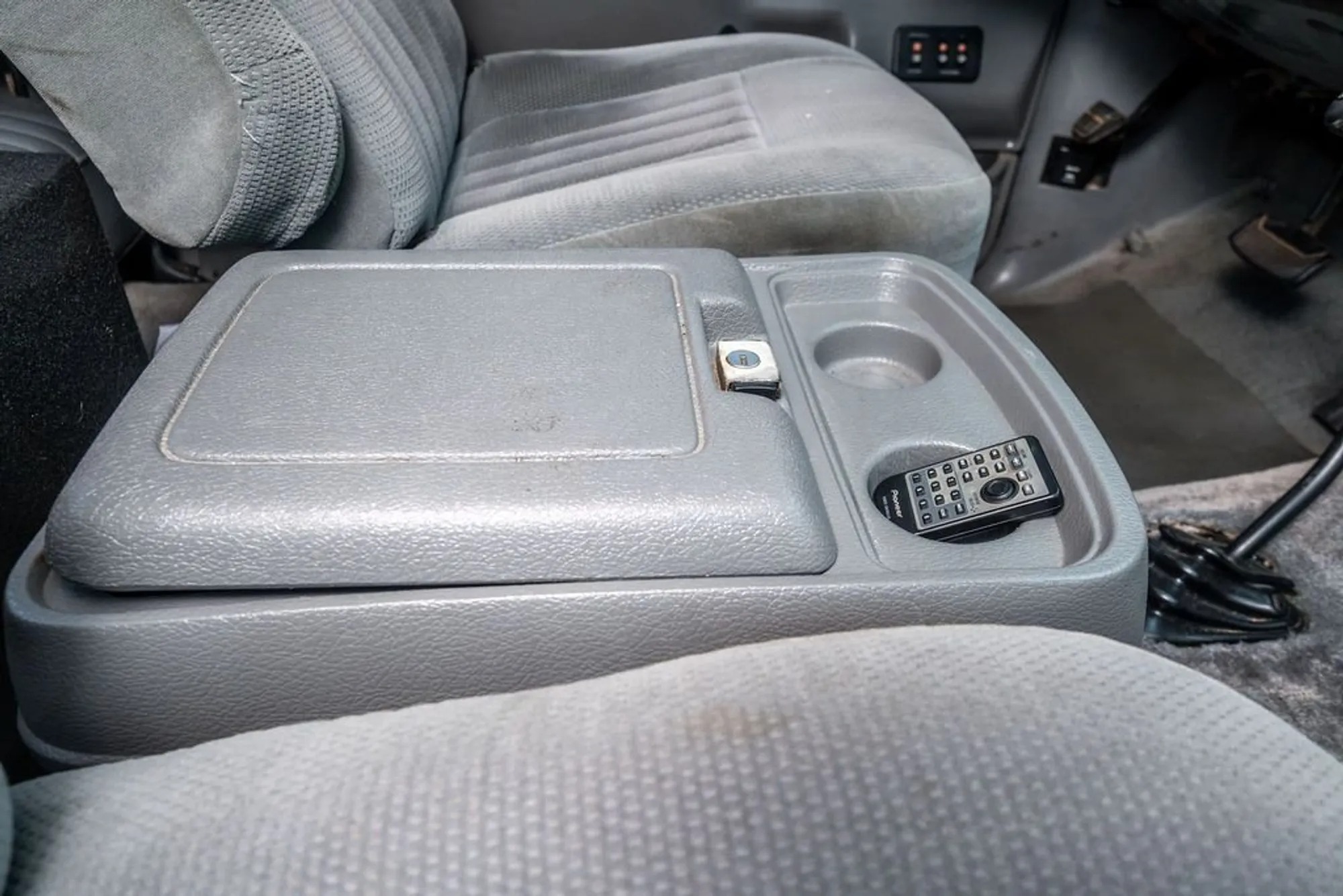 1987 Ford F-250 XLT Lariat