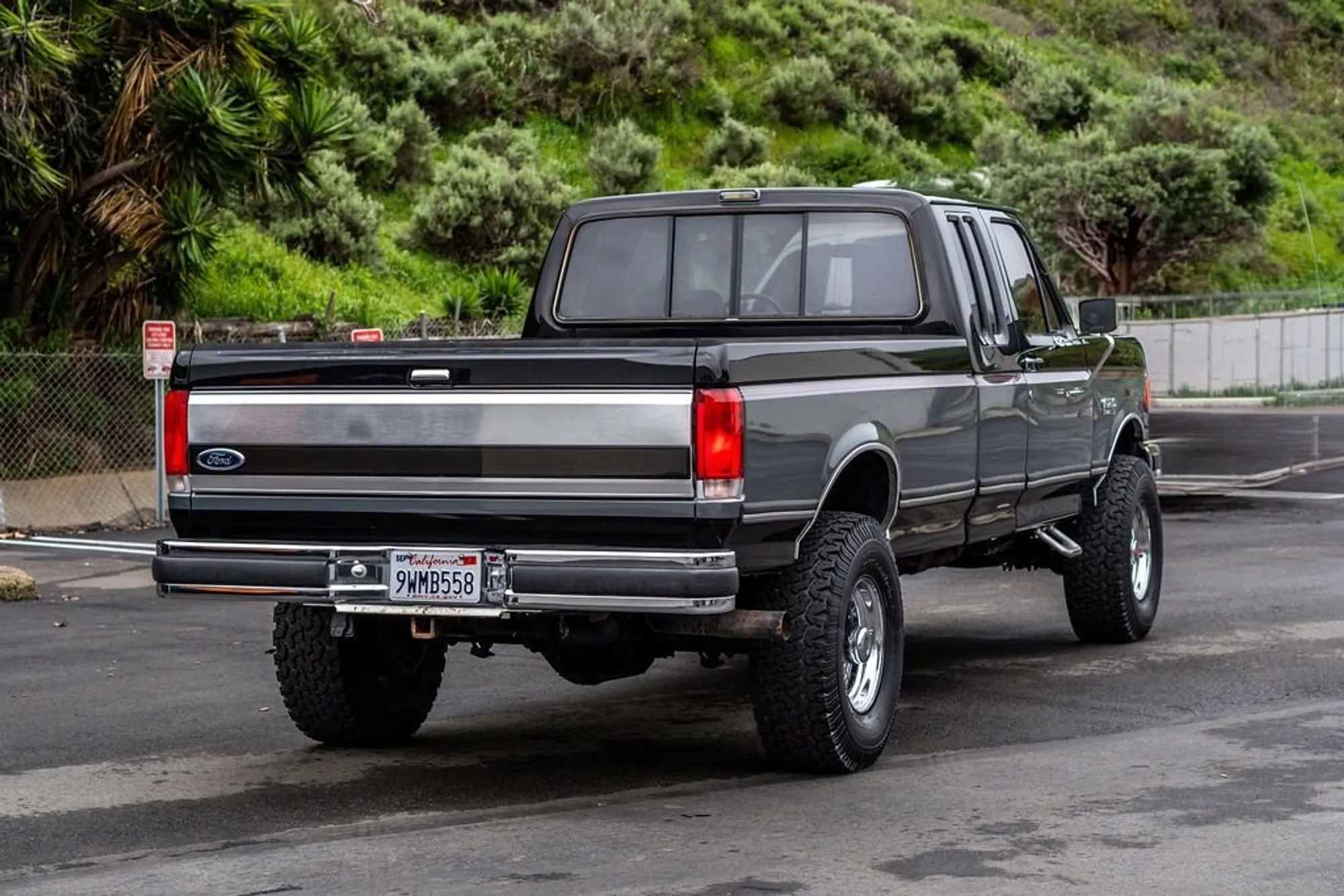 1987 Ford F-250 XLT Lariat