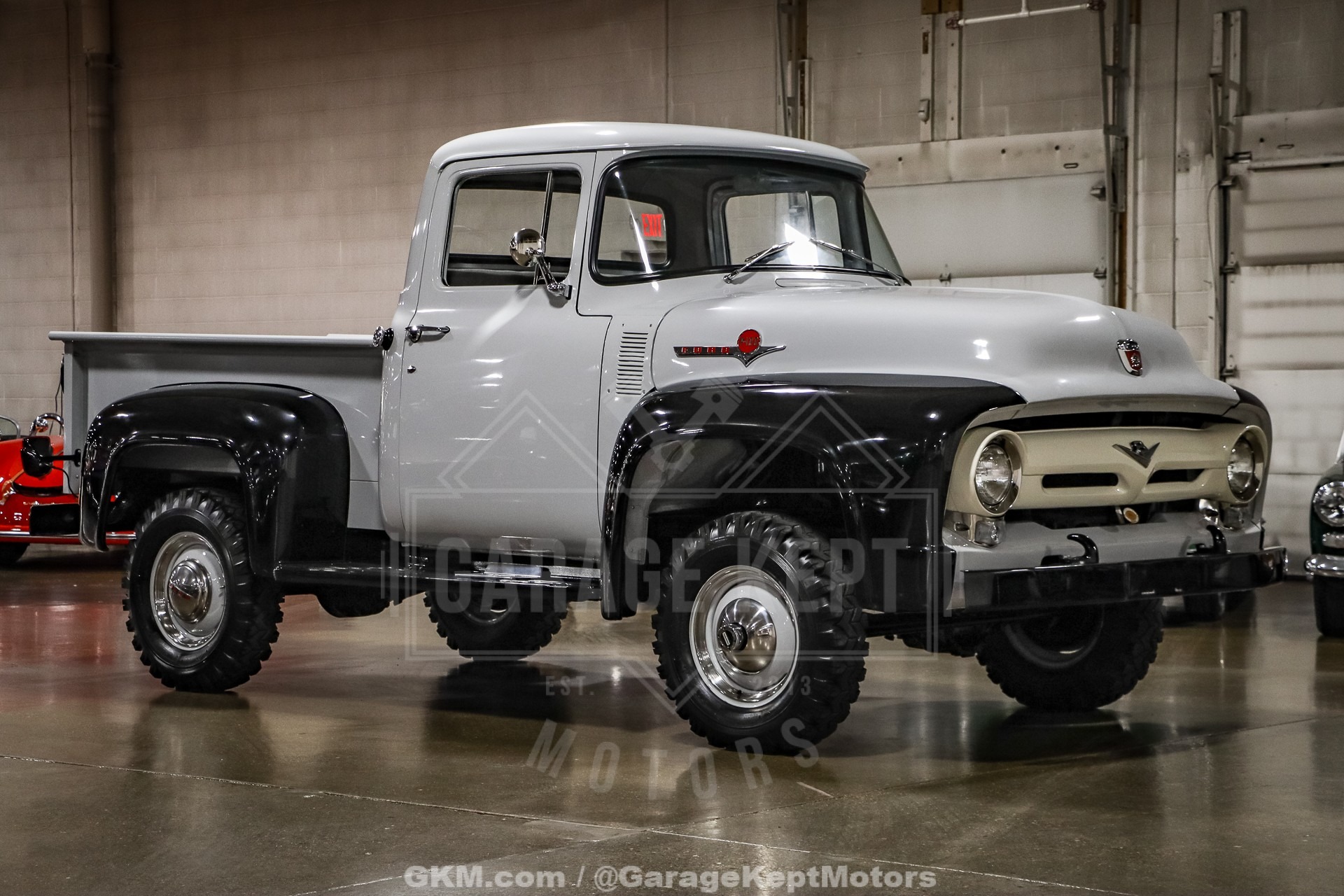  Ford F-100