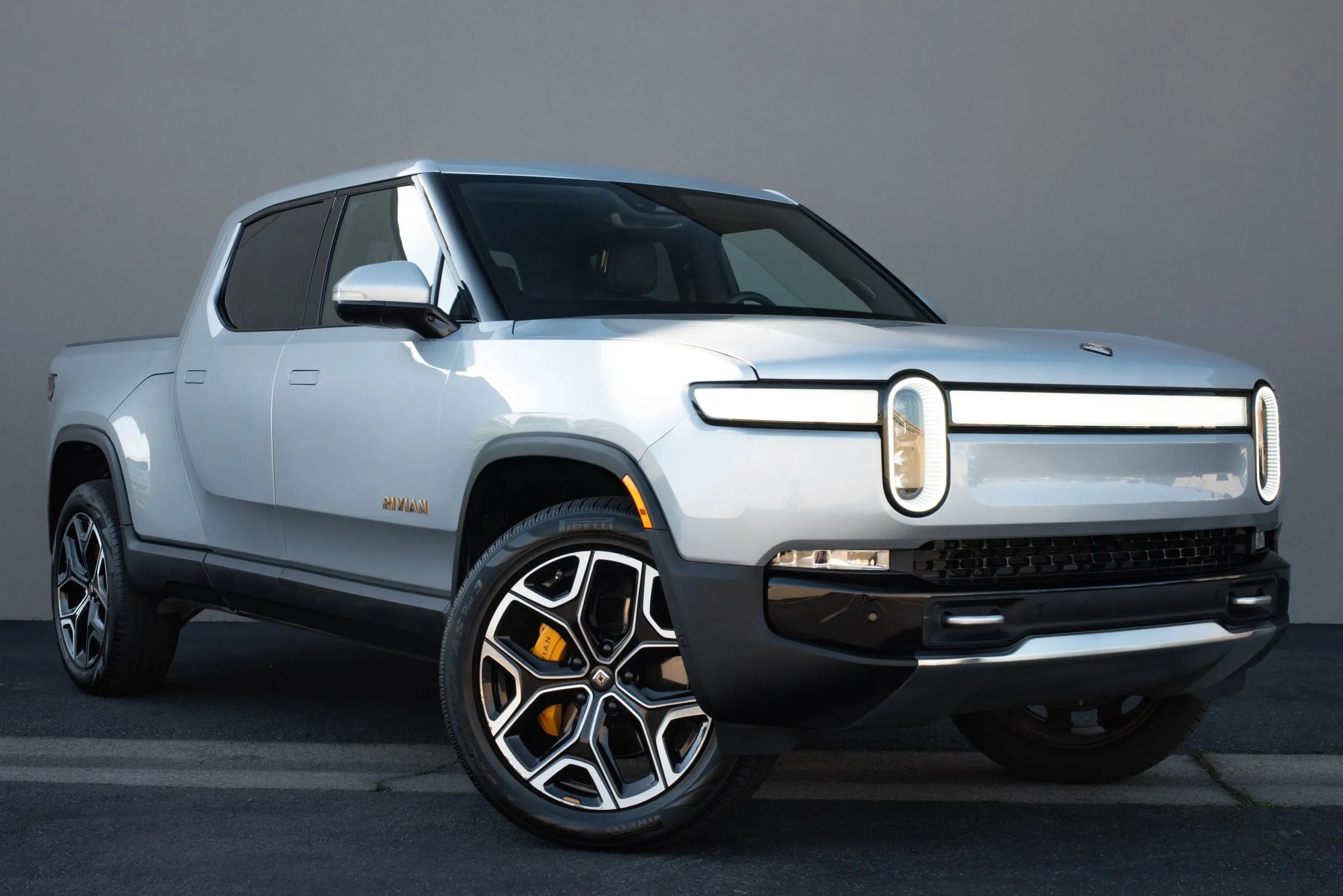 2022 Rivian R1T Launch Edition - 4