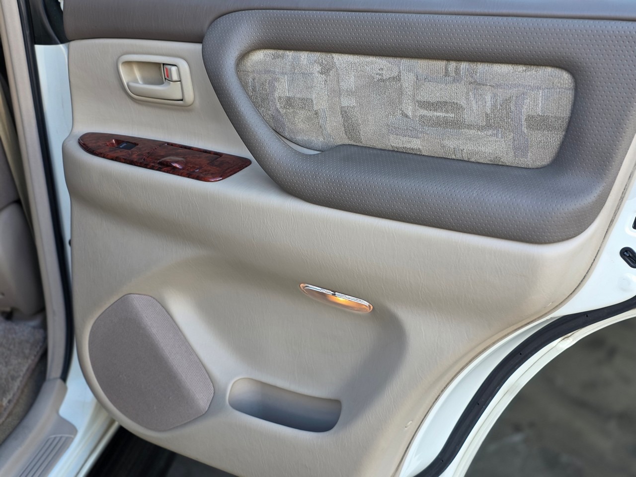 2000 Toyota Land Cruiser VX