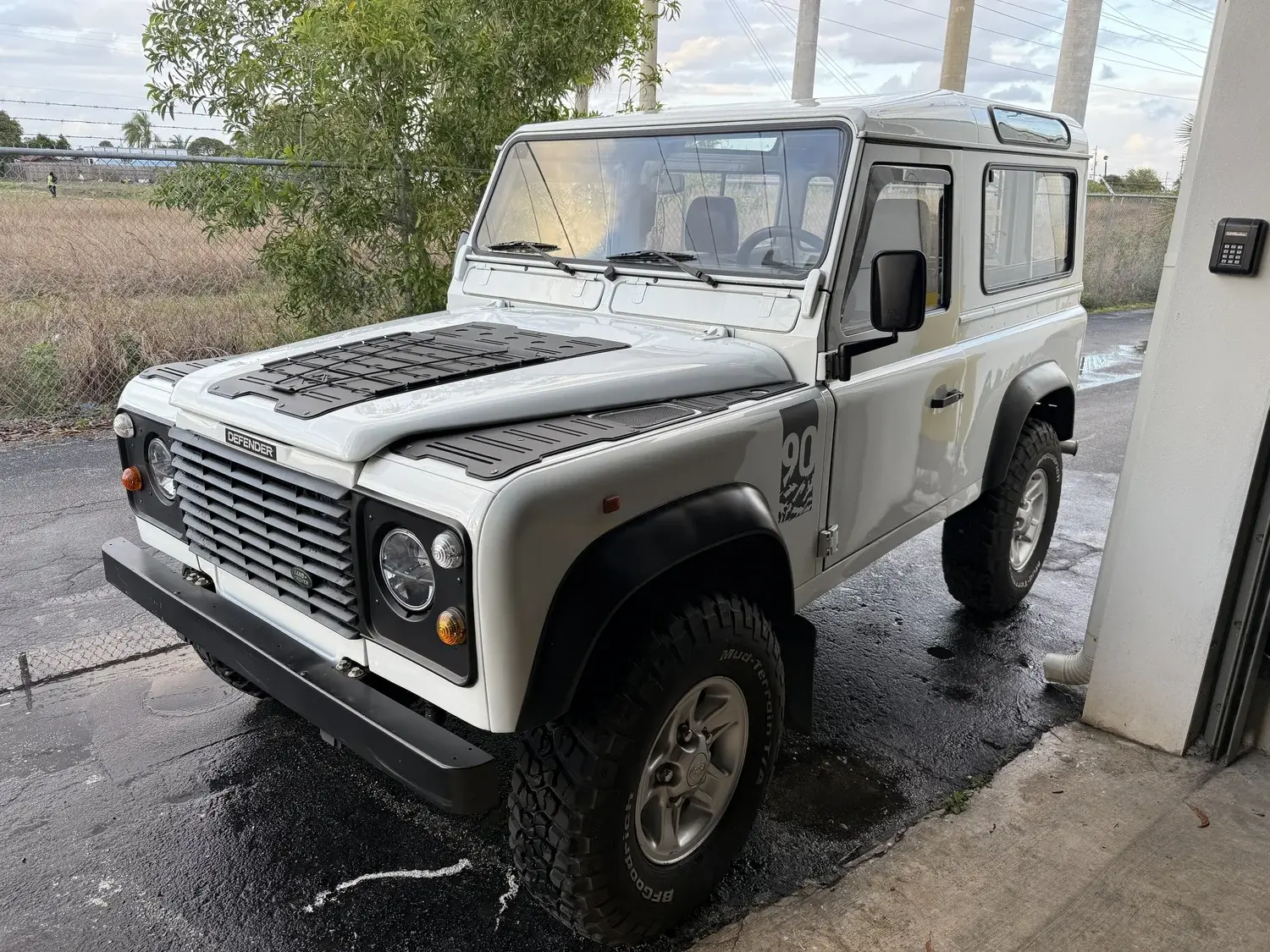 Euro 1995 Land Rover Defender 90 - 4