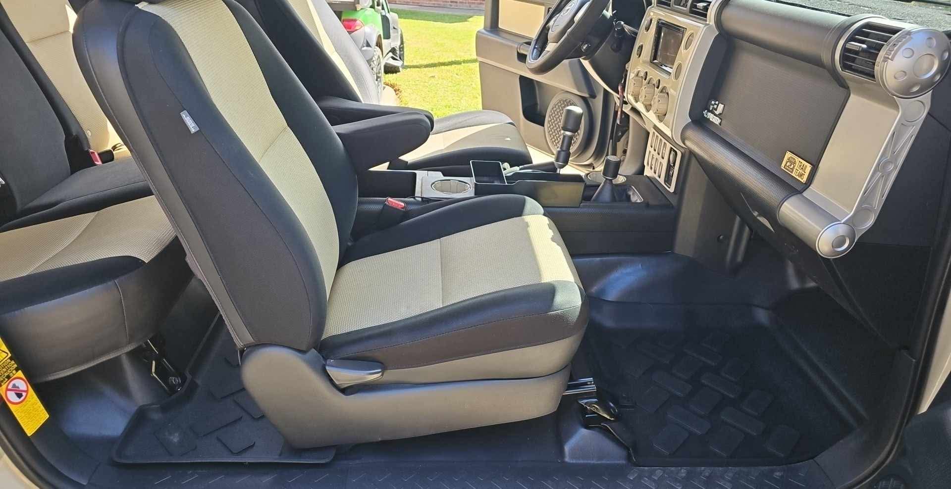 2010 Toyota FJ Cruiser Trail Teams Edition