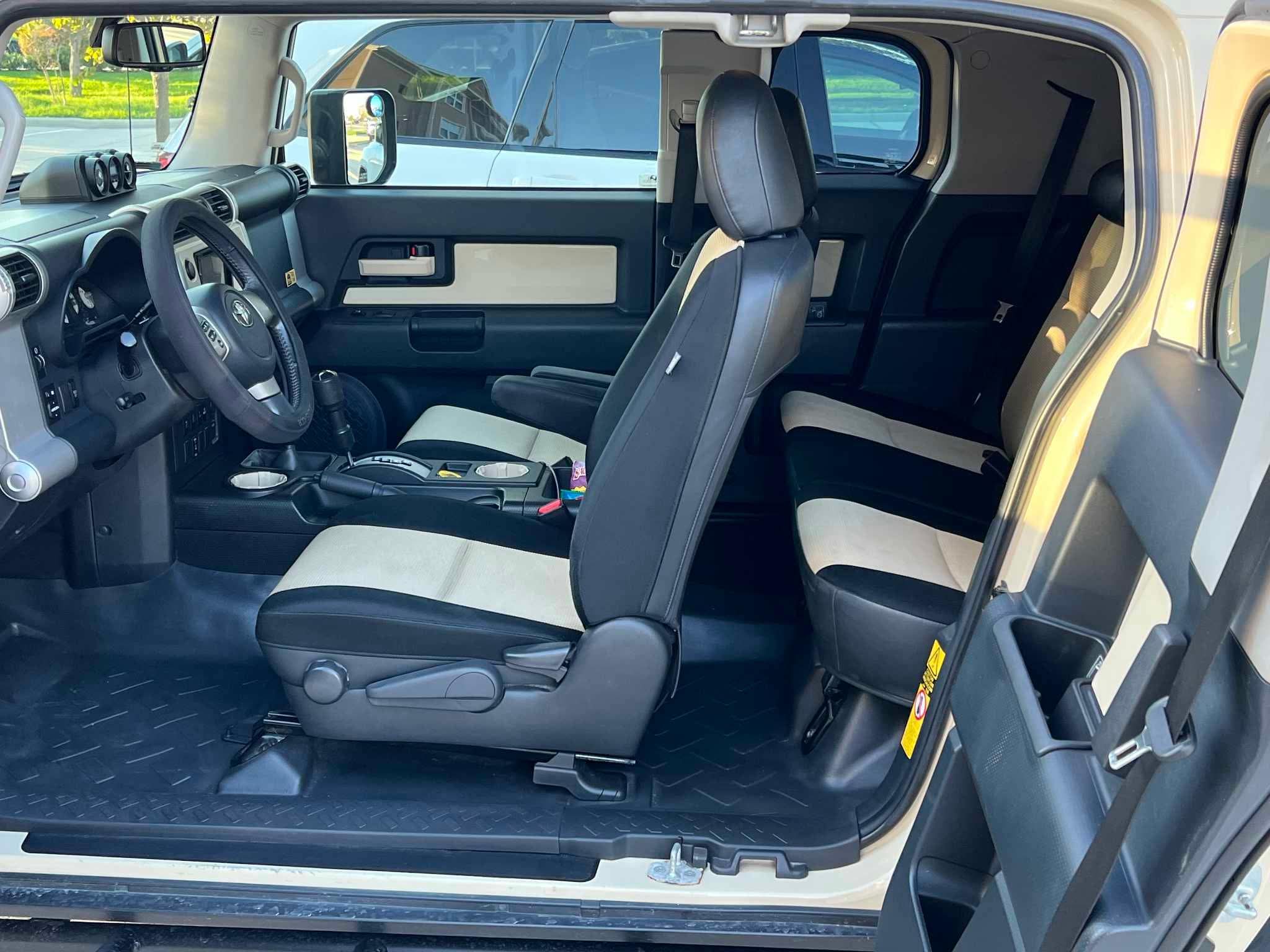 2010 Toyota FJ Cruiser Trail Teams Edition