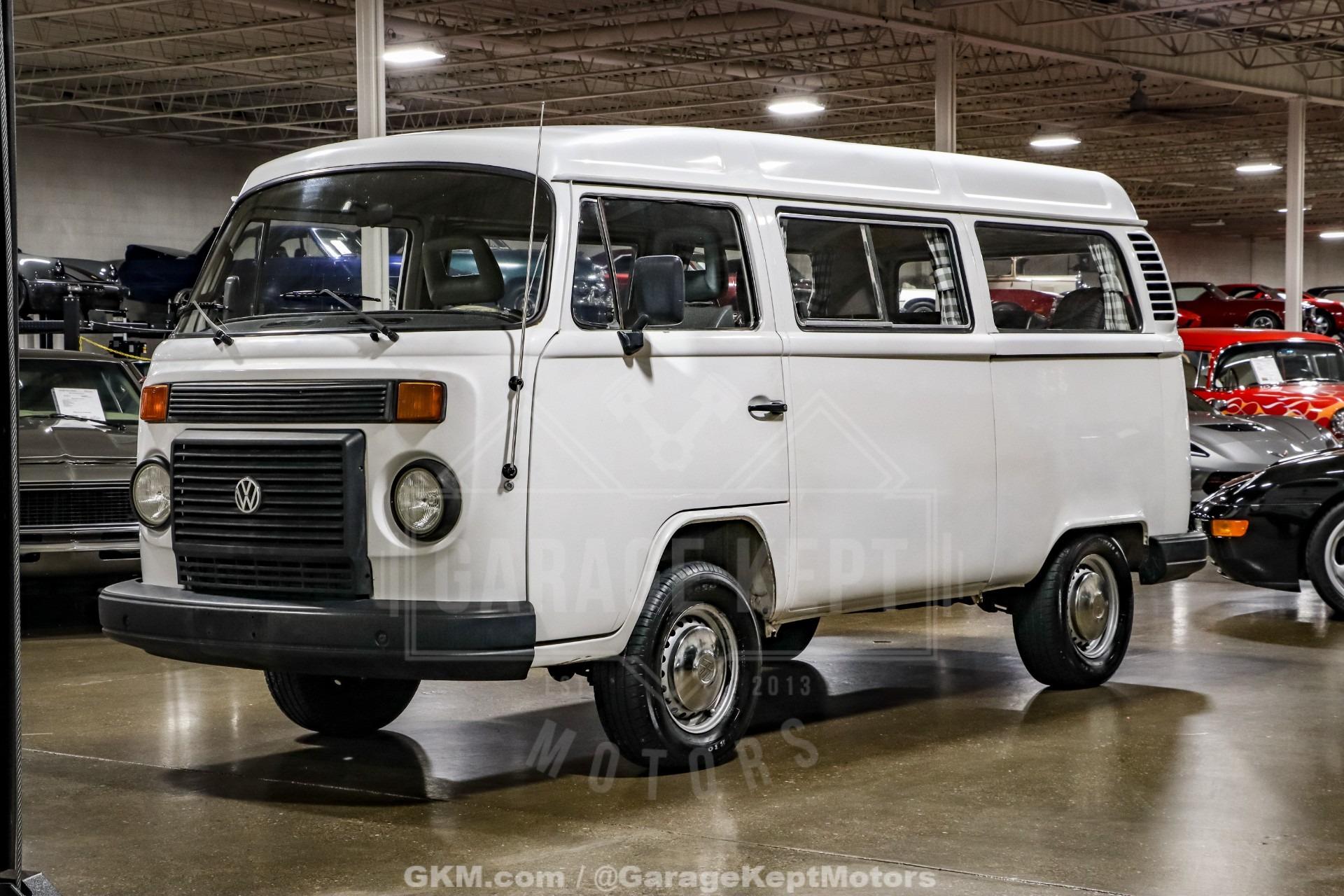  Volkswagen Bus