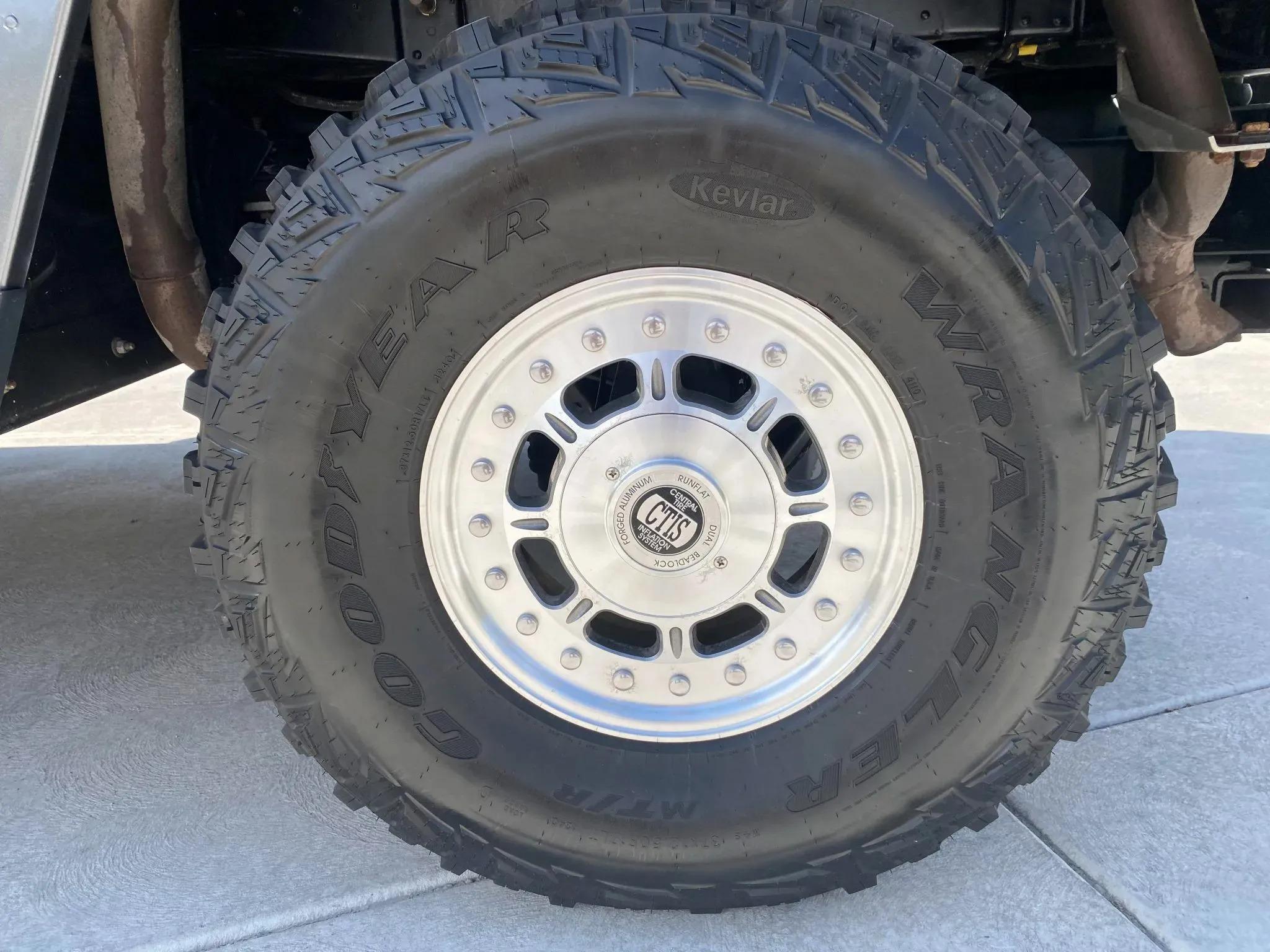 2003 Hummer H1