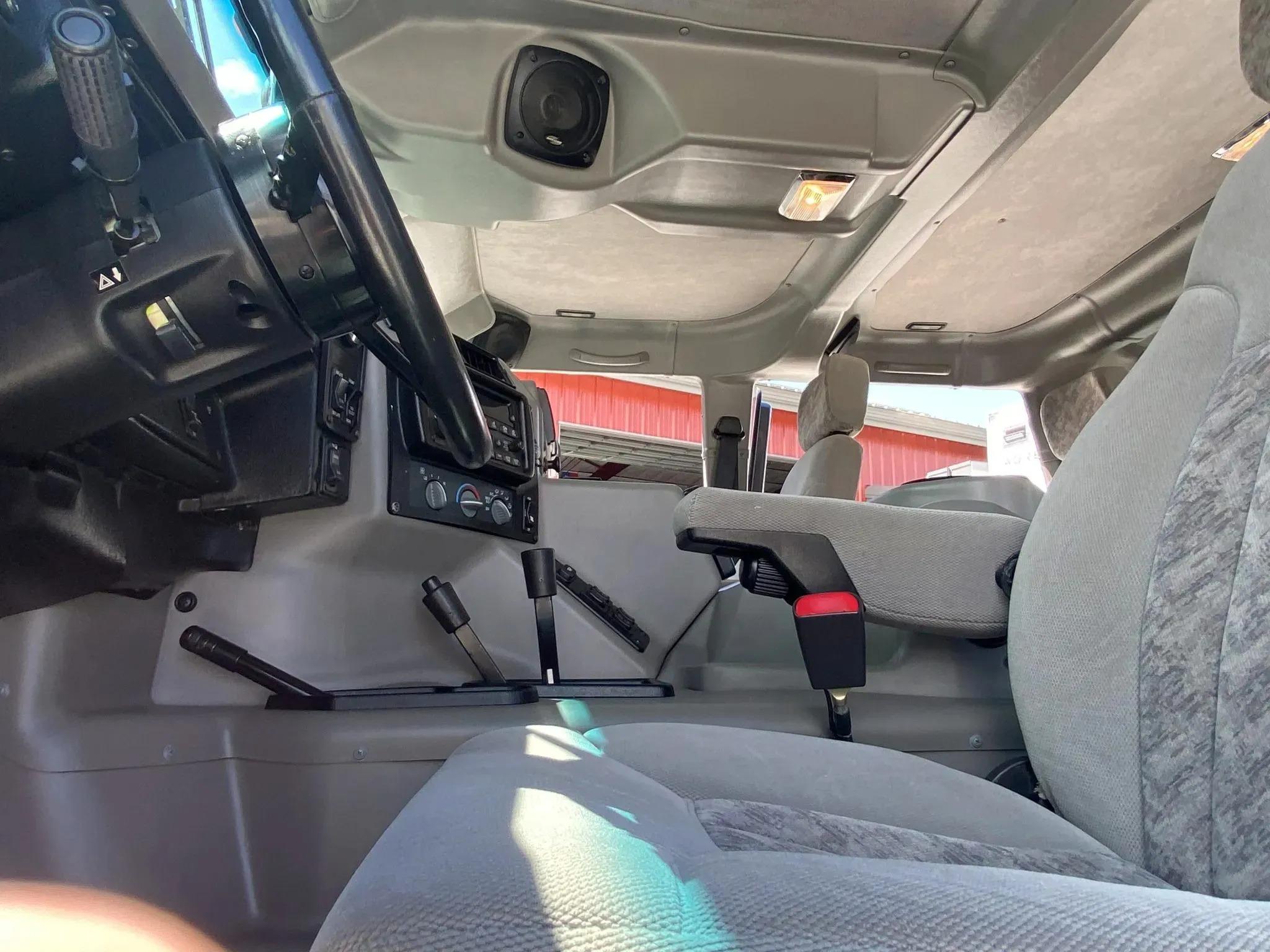 2003 Hummer H1