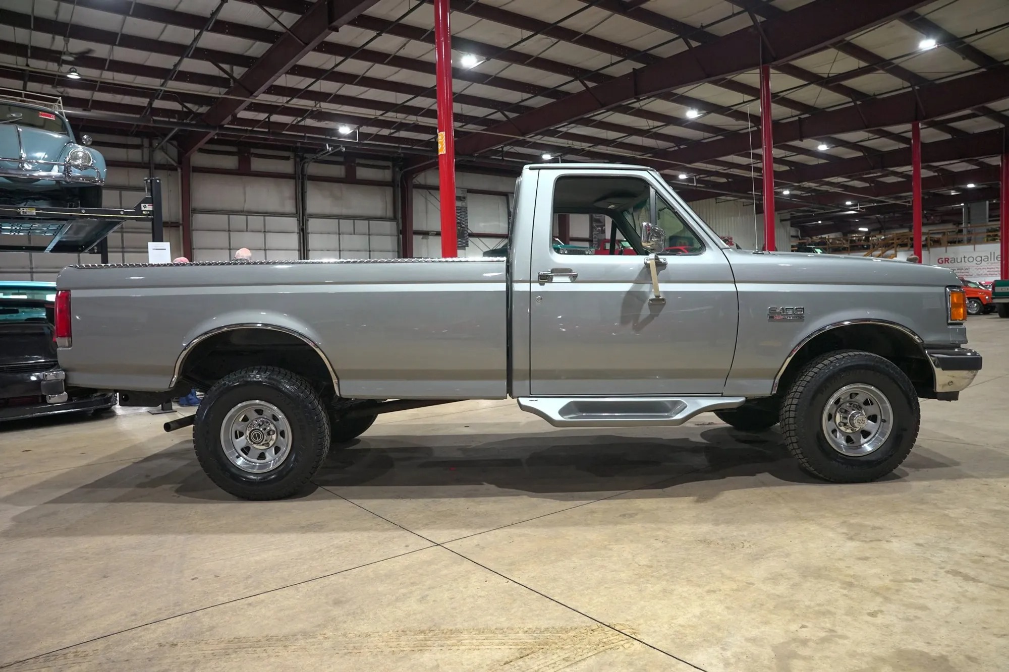 1990 Ford F-150 XLT Lariat