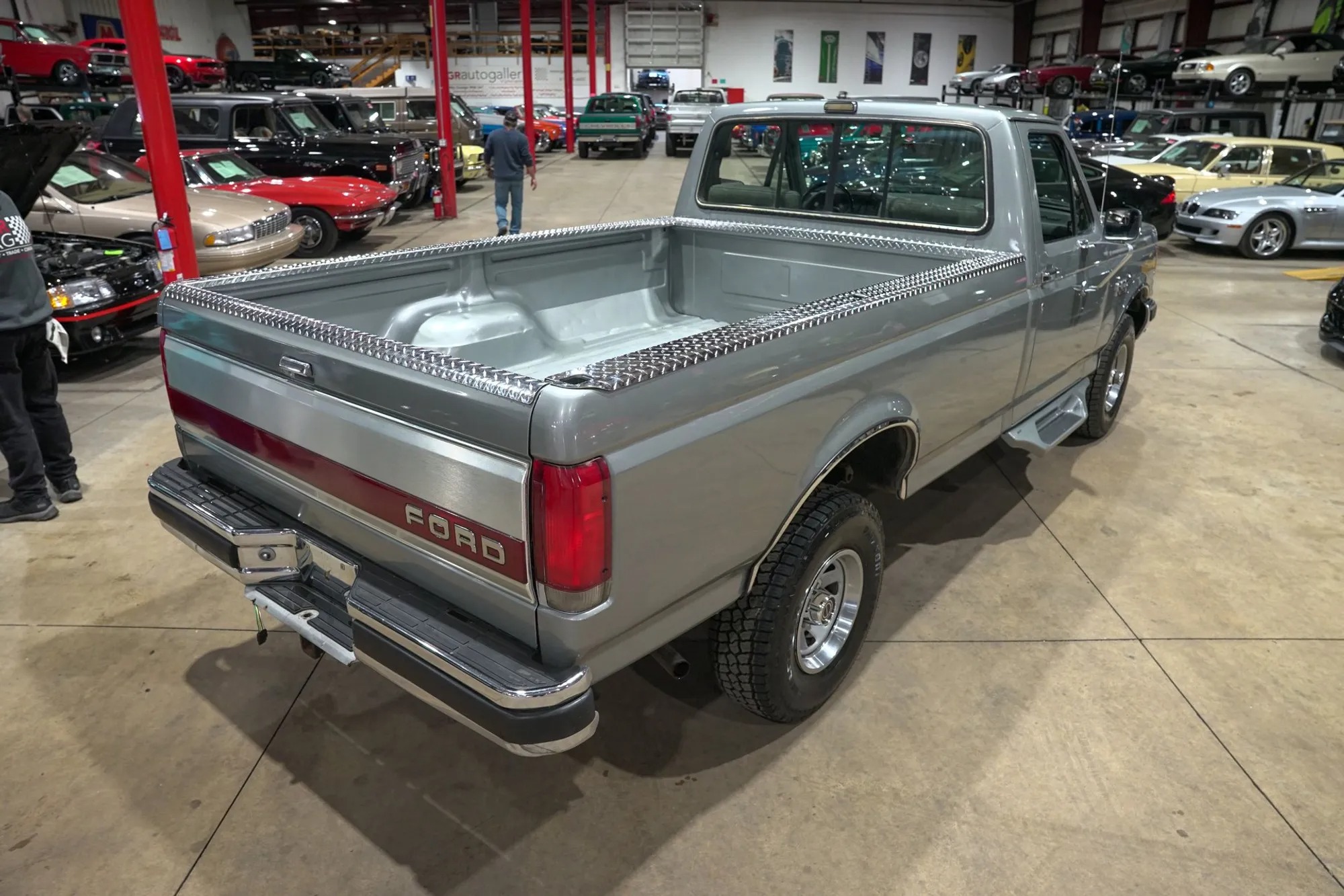 1990 Ford F-150 XLT Lariat