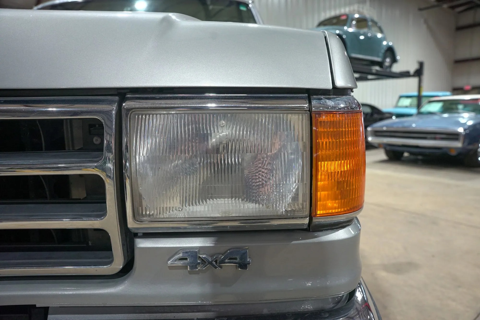 1990 Ford F-150 XLT Lariat